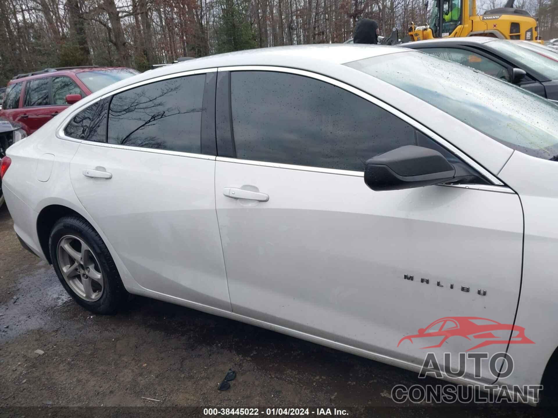 CHEVROLET MALIBU 2018 - 1G1ZB5ST5JF187247