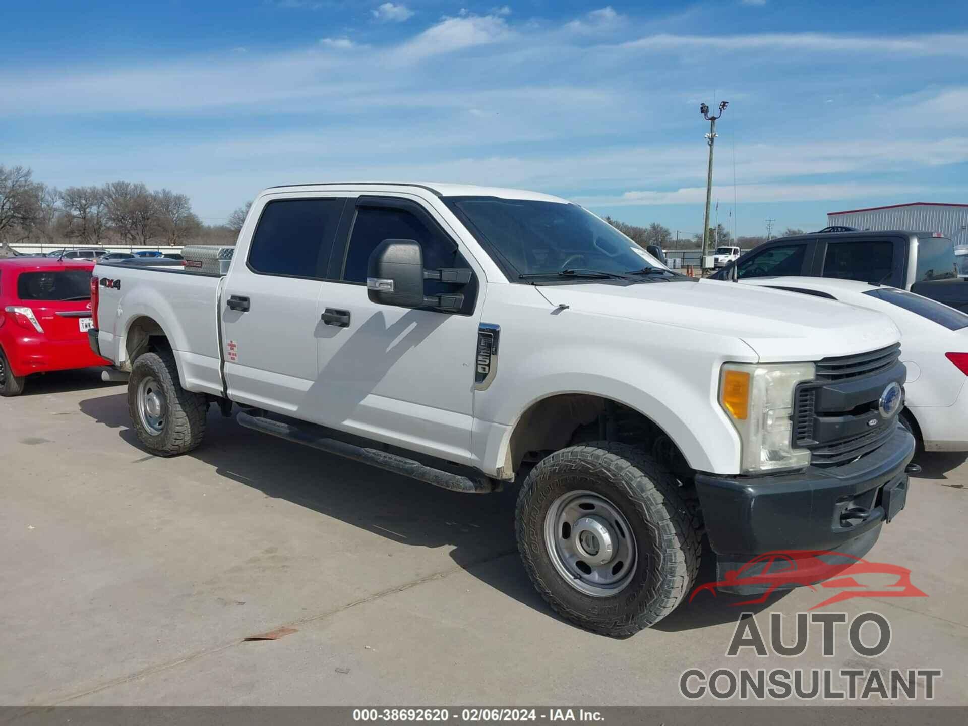 FORD F-250 2017 - 1FT7W2B65HED71583