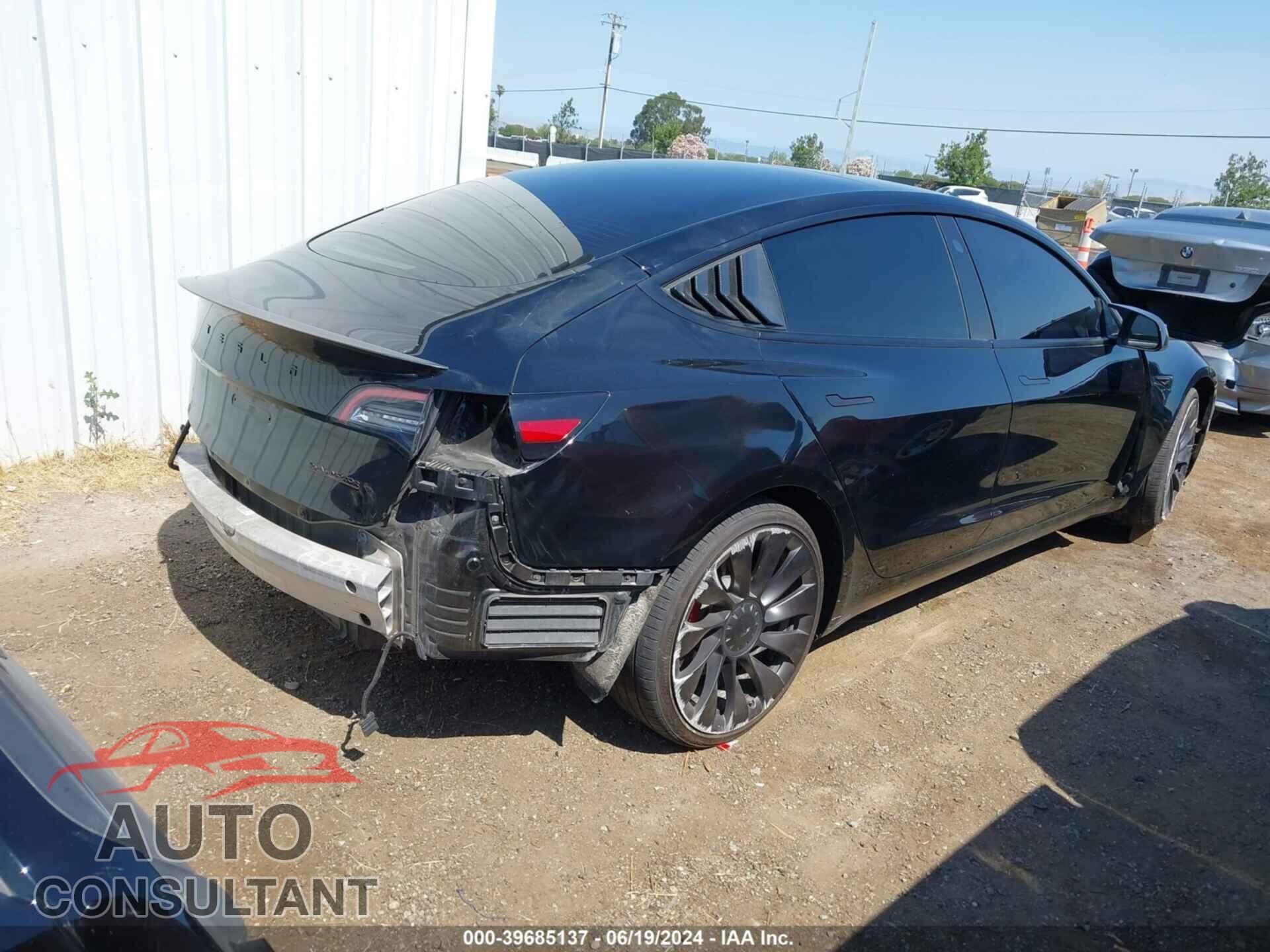TESLA MODEL 3 2022 - 5YJ3E1EC5NF130324