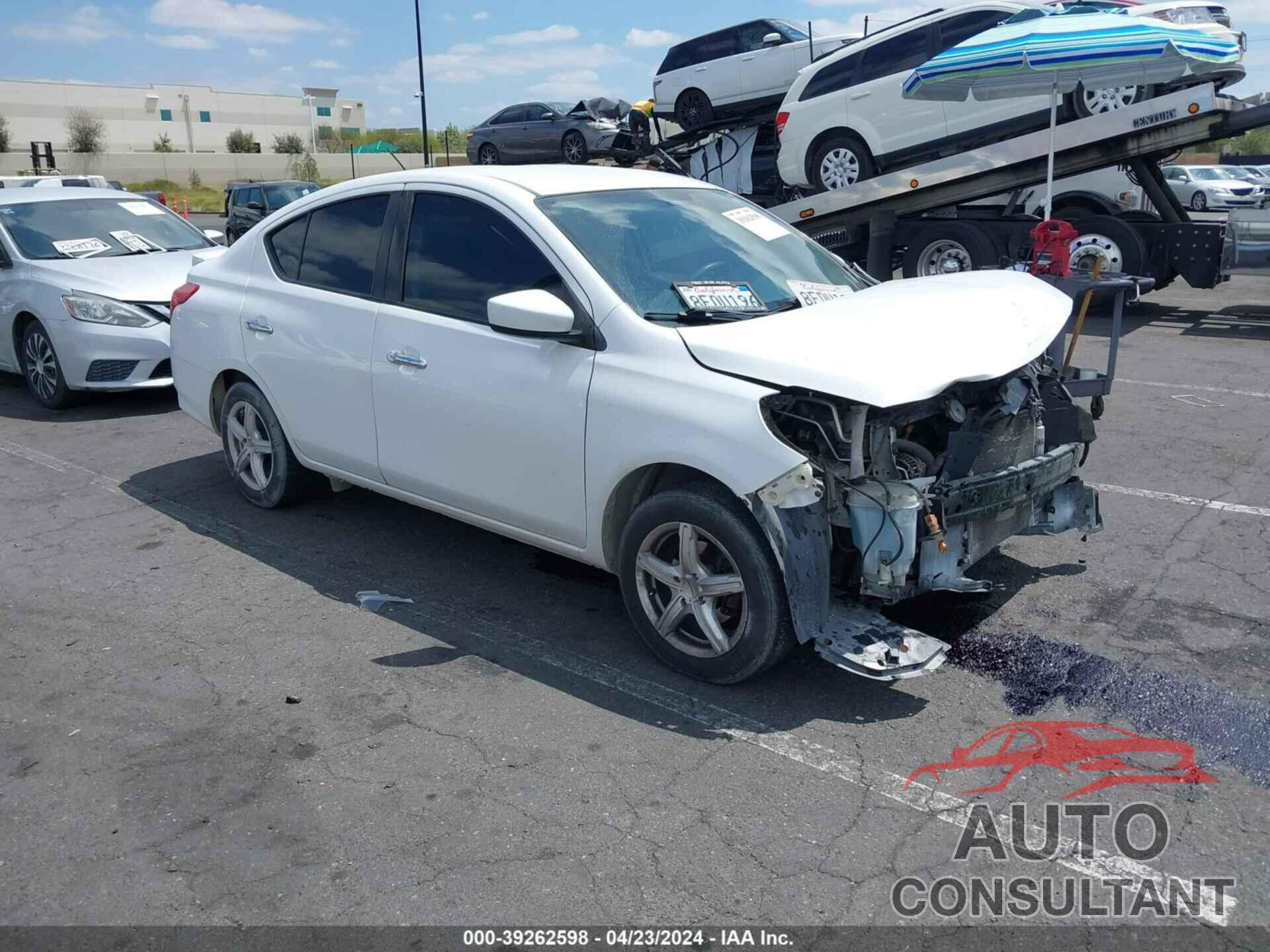 NISSAN VERSA 2017 - 3N1CN7AP5HK439723