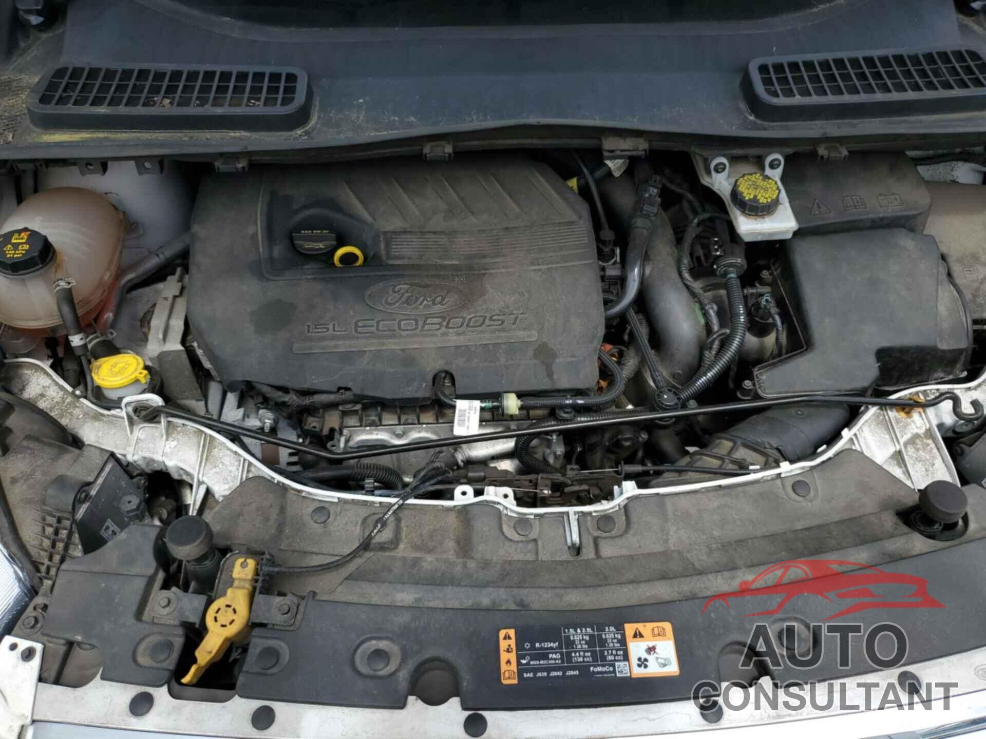 FORD ESCAPE 2018 - 1FMCU0HD5JUC41289