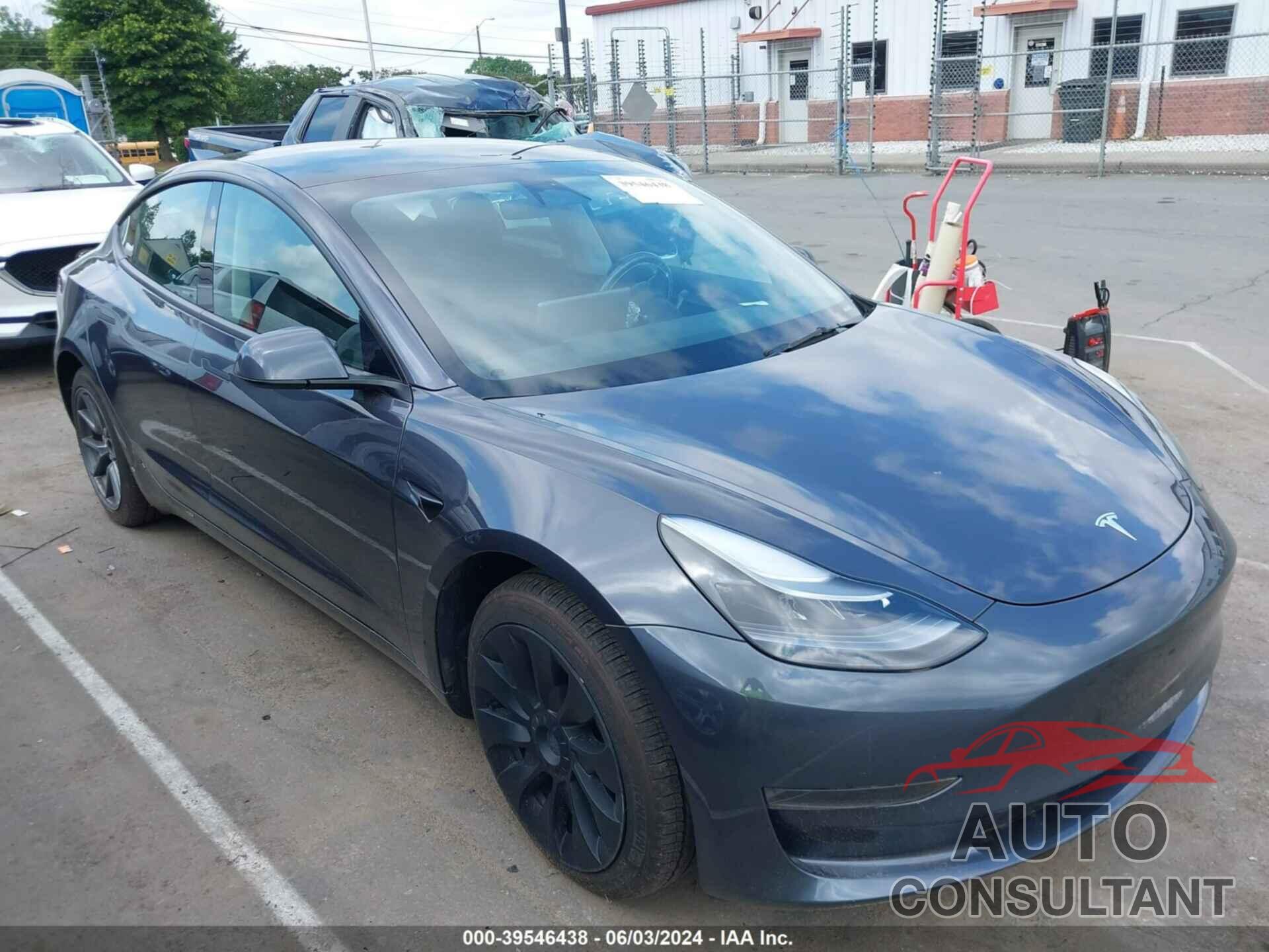 TESLA MODEL 3 2023 - 5YJ3E1EA8PF618894