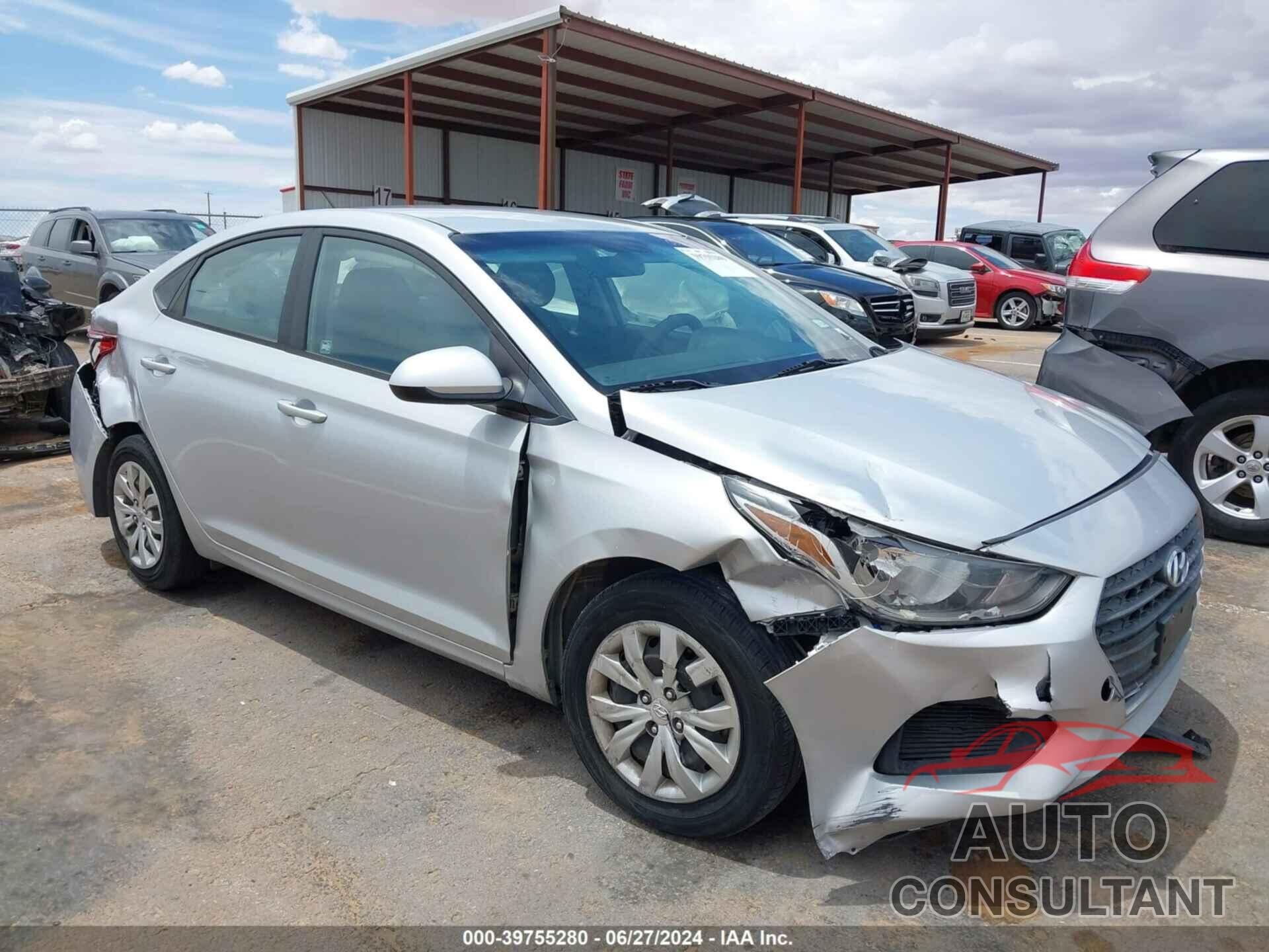 HYUNDAI ACCENT 2018 - 3KPC24A3XJE012530