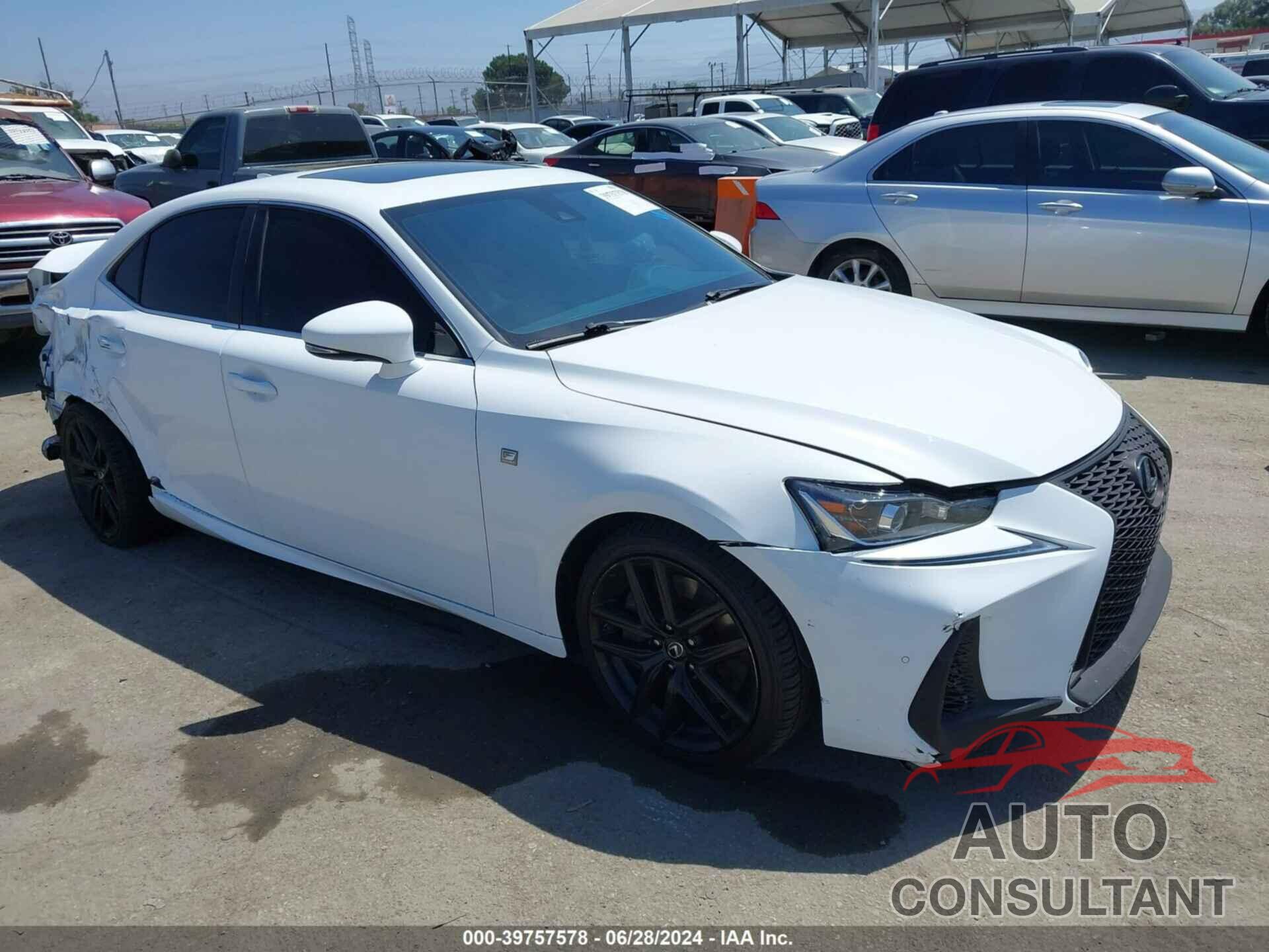 LEXUS IS 300 2020 - JTHGA1D25L5104440