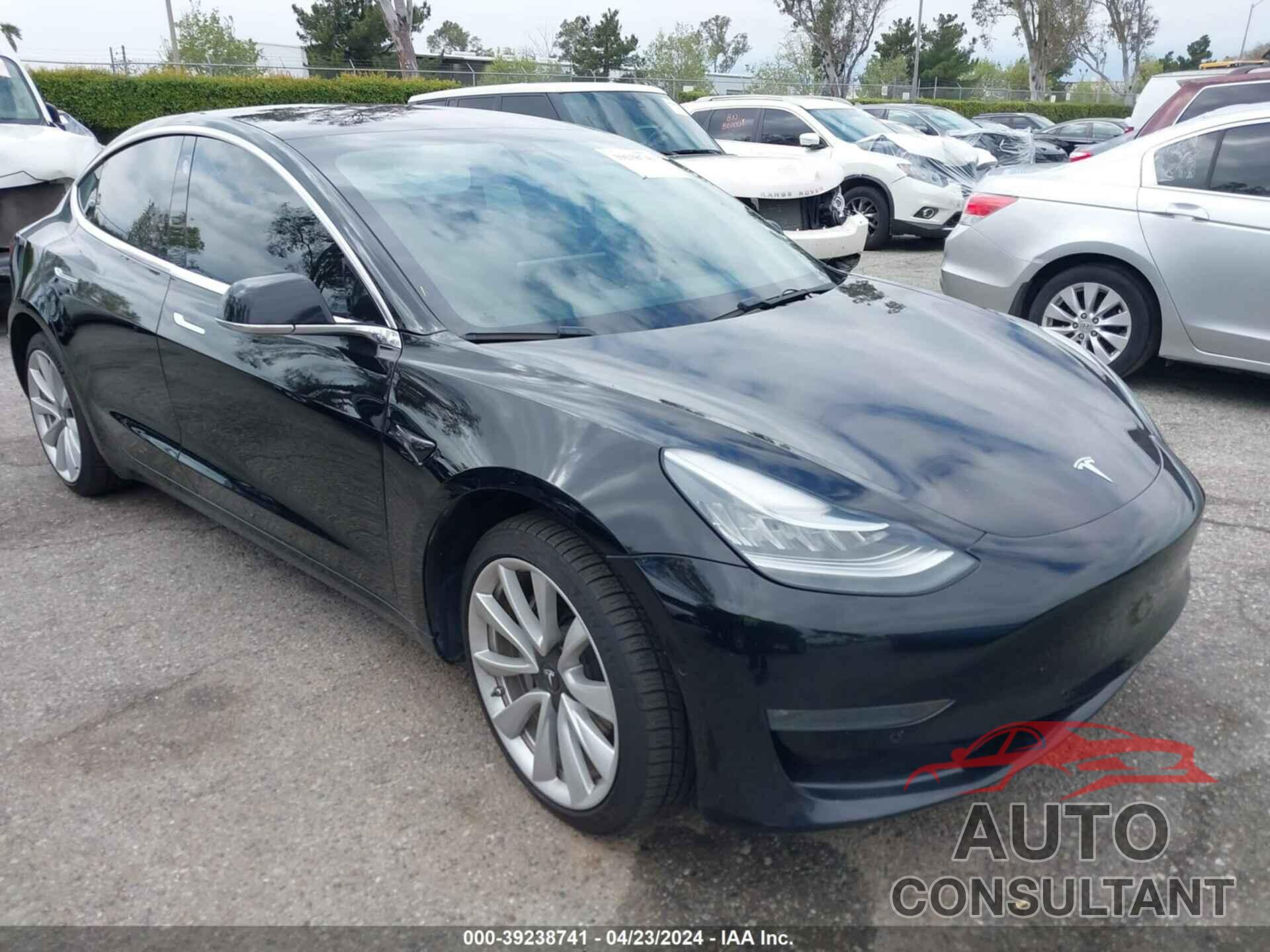 TESLA MODEL 3 2018 - 5YJ3E1EB8JF086644