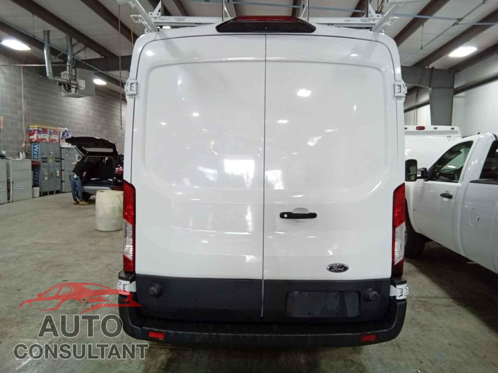 FORD TRANSIT 2018 - 1FTYR2CM9JKA55197