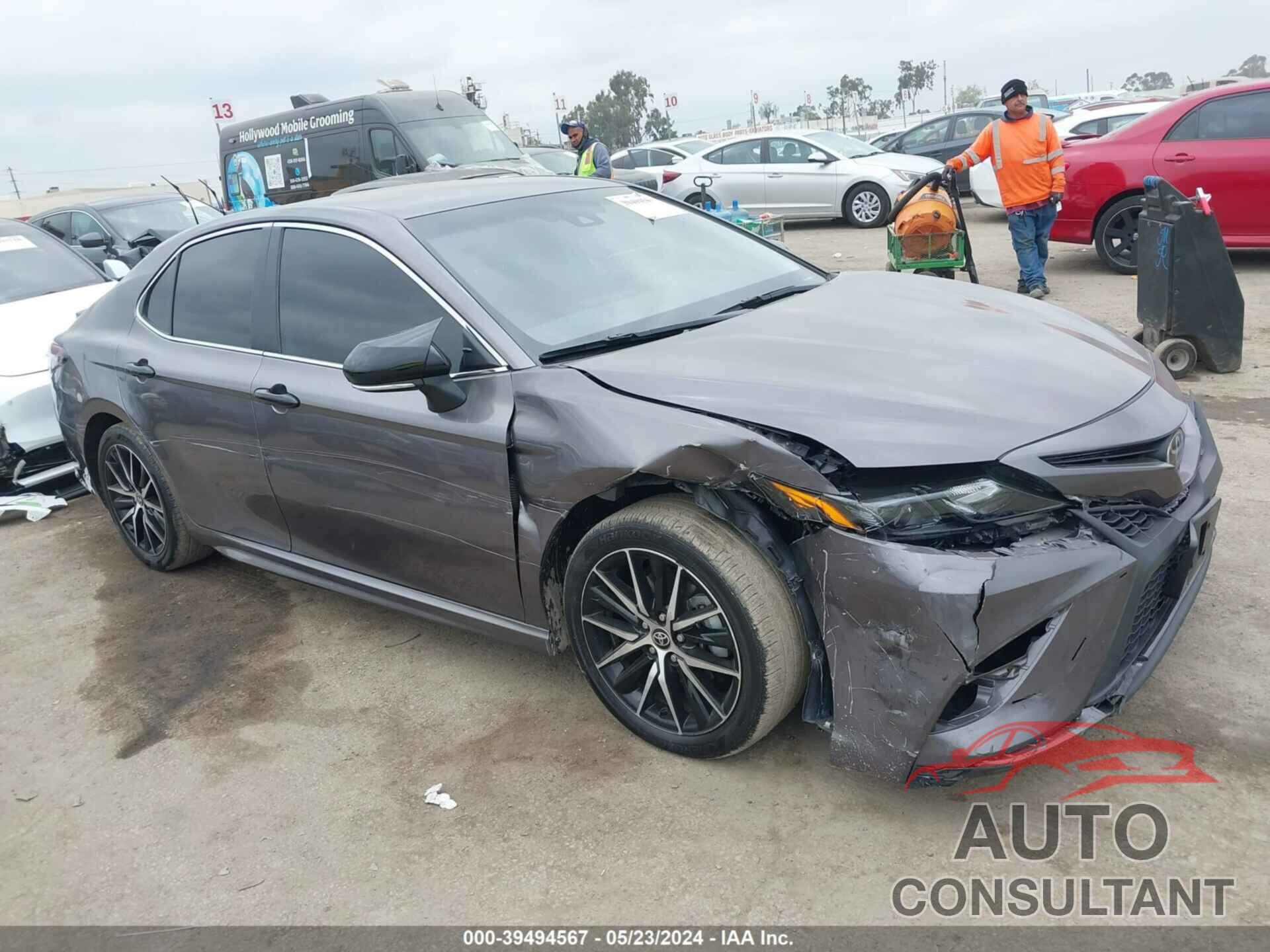 TOYOTA CAMRY 2022 - 4T1G11AK2NU069799