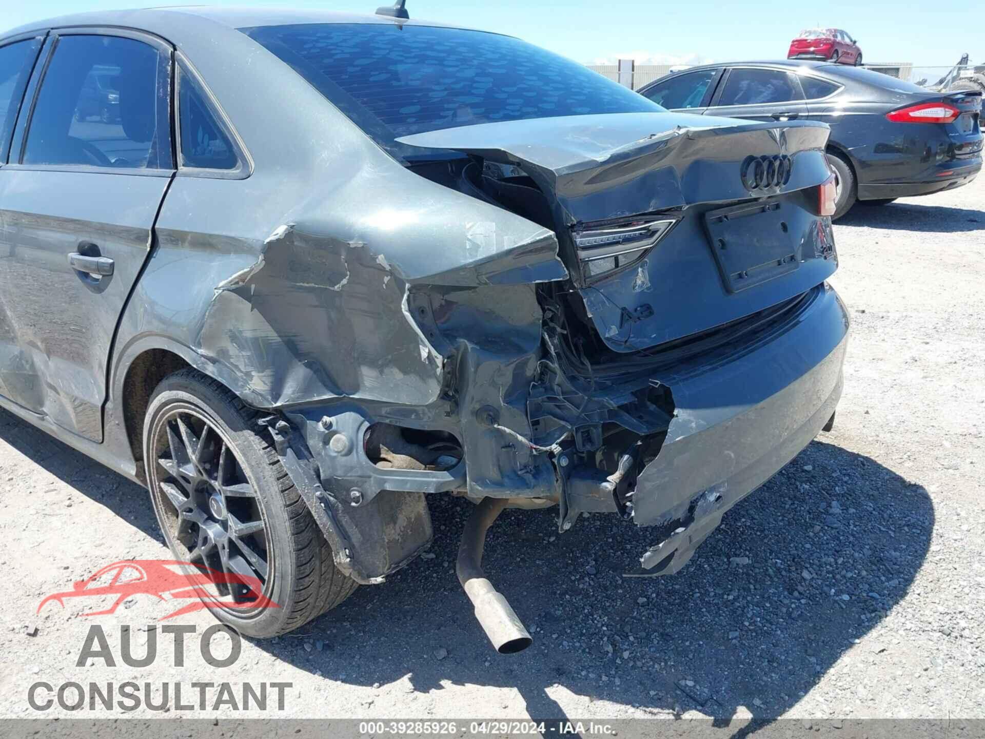 AUDI A3 2017 - WAUB8GFF5H1014680