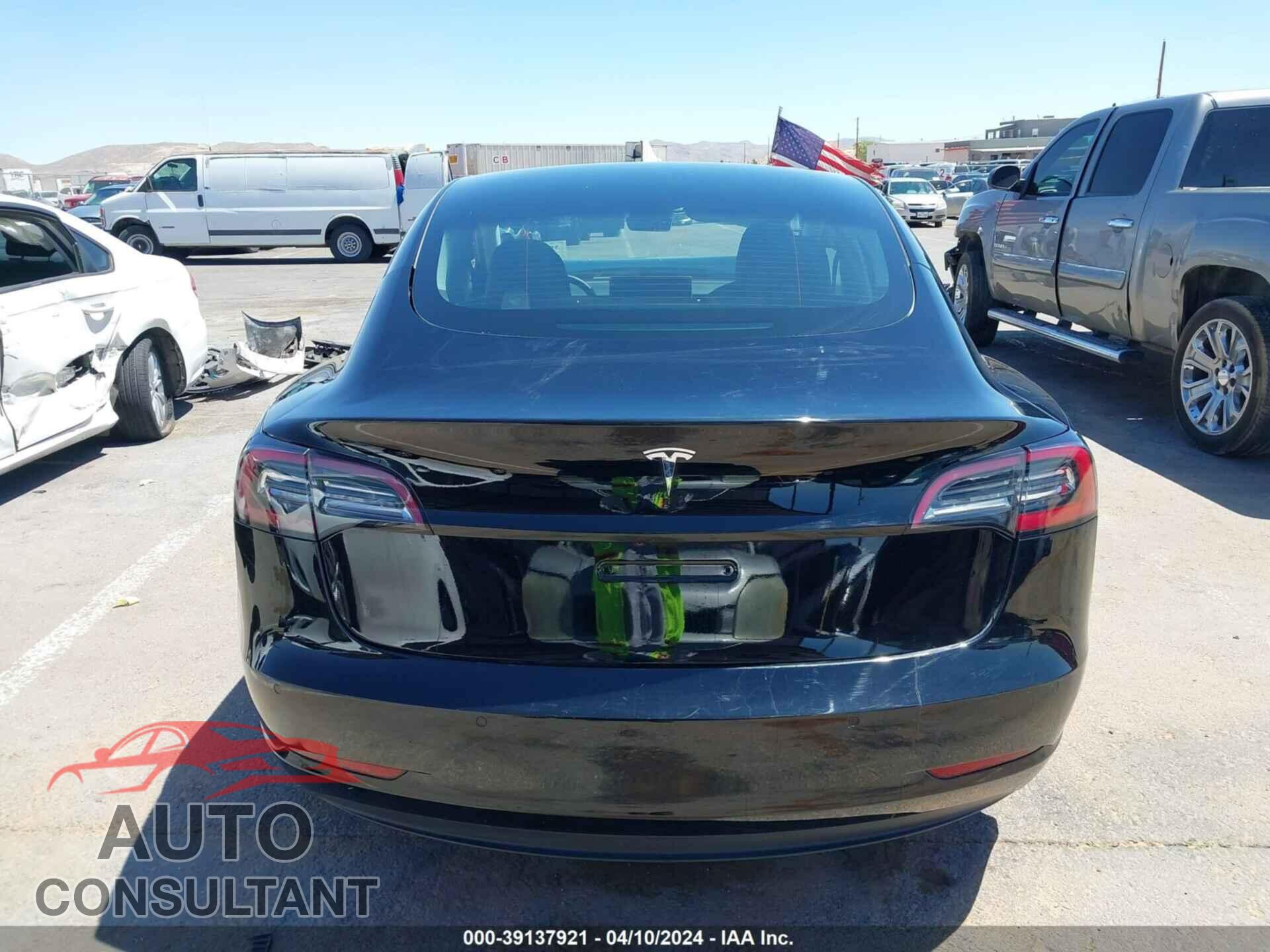 TESLA MODEL 3 2021 - 5YJ3E1EA6MF031587