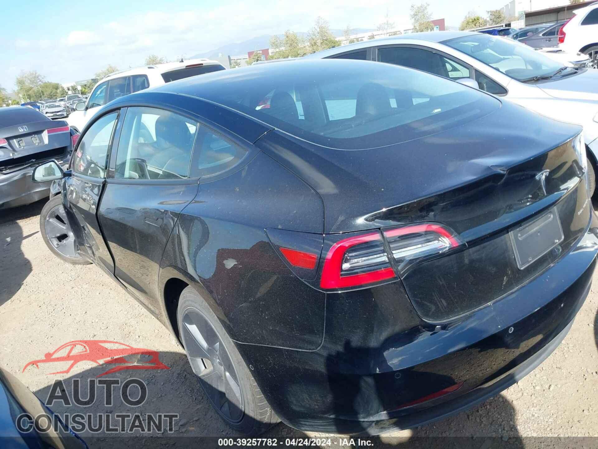 TESLA MODEL 3 2022 - 5YJ3E1EB5NF162147