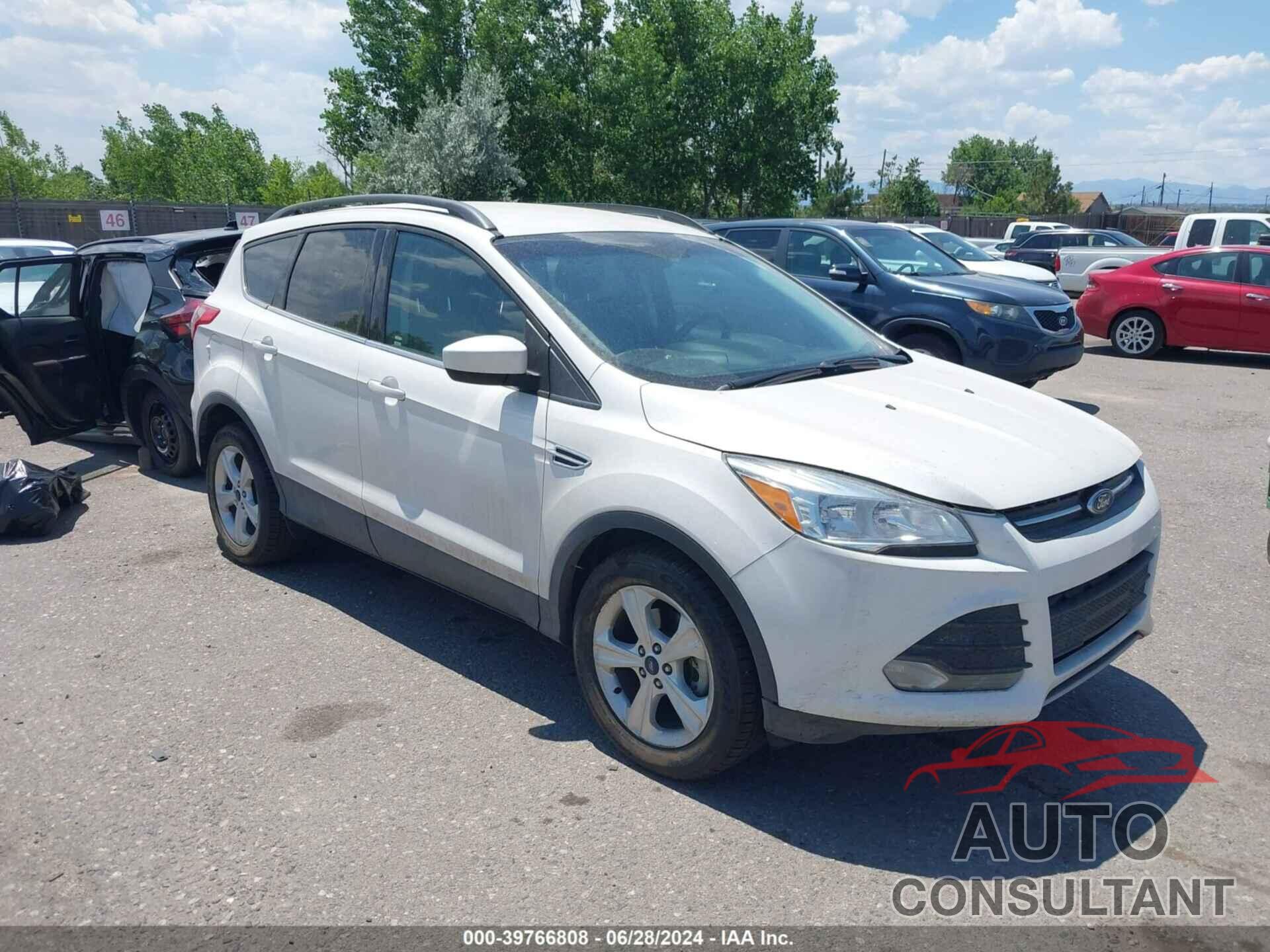 FORD ESCAPE 2016 - 1FMCU0GXXGUB99822