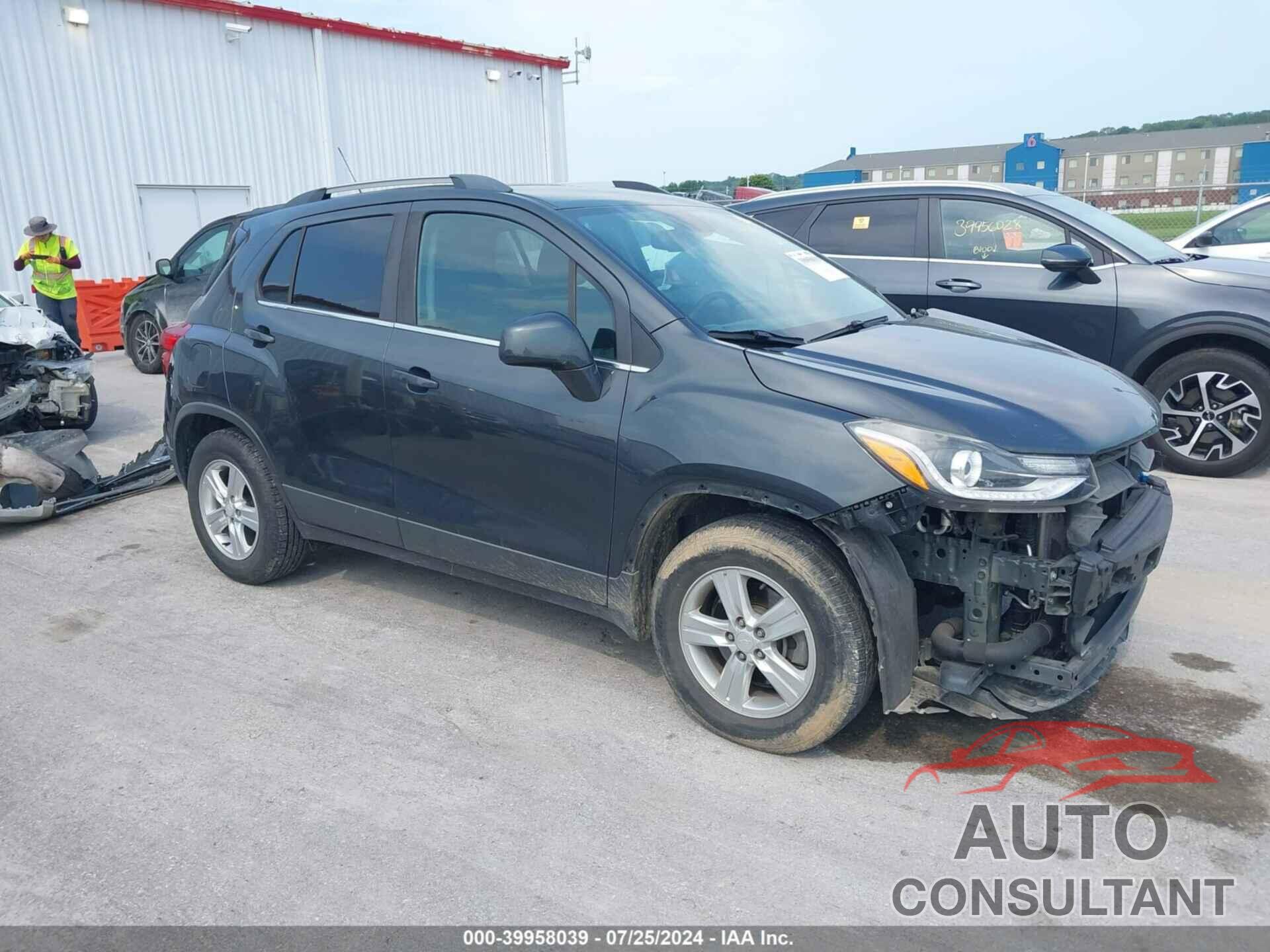 CHEVROLET TRAX 2018 - 3GNCJLSB4JL325613