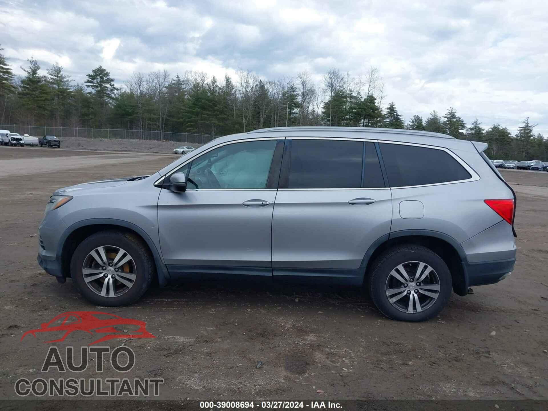 HONDA PILOT 2016 - 5FNYF6H57GB016017