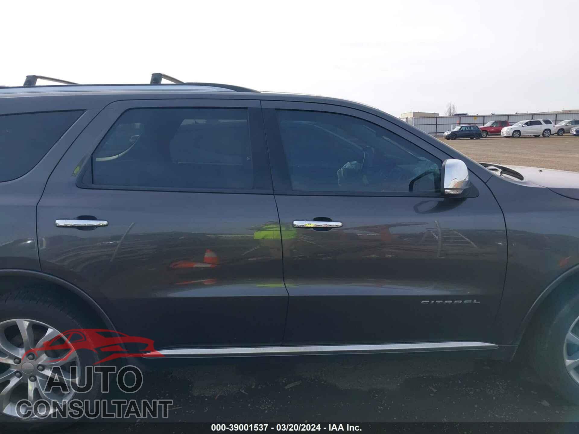 DODGE DURANGO 2018 - 1C4SDJET2JC150696