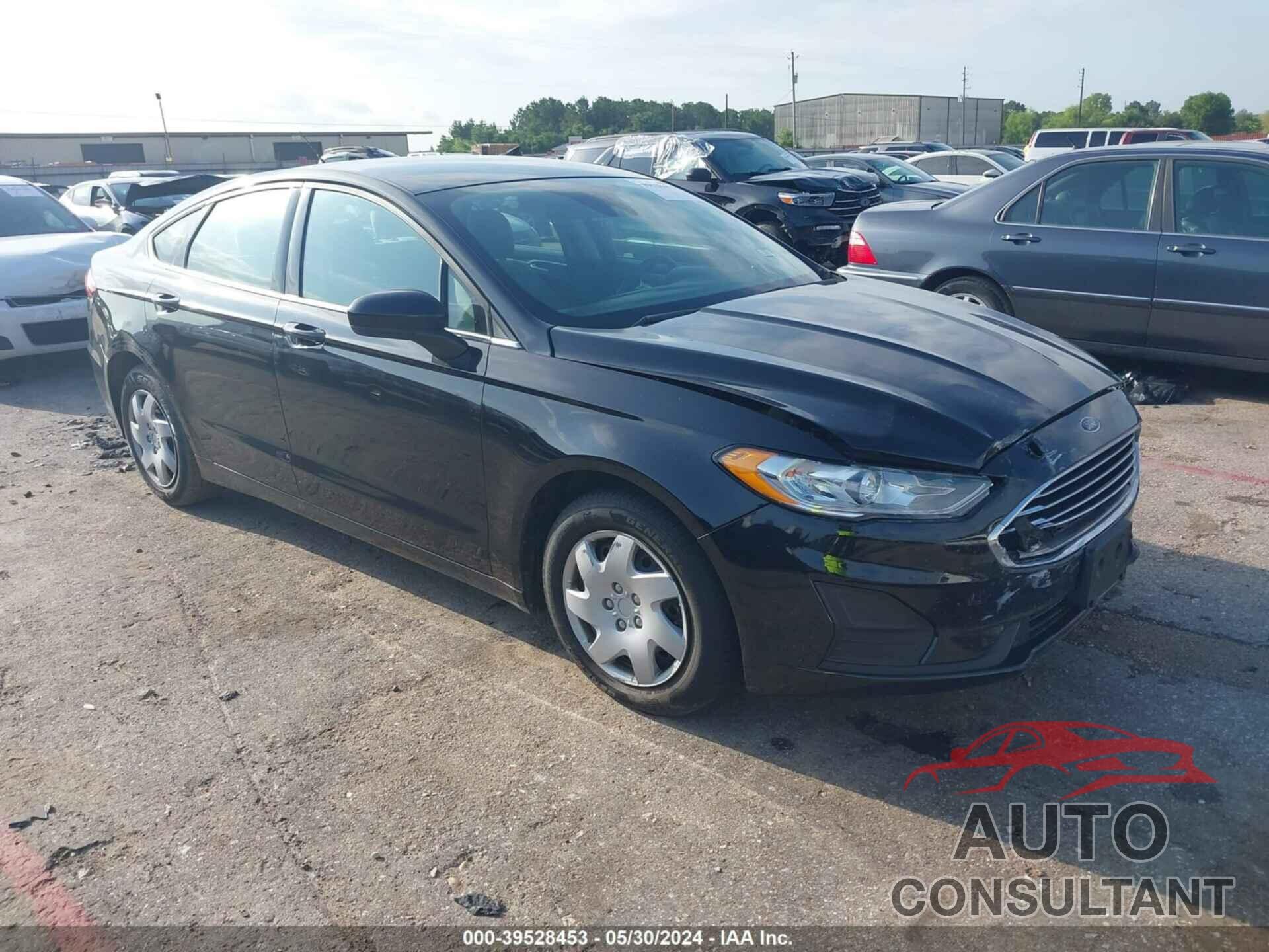 FORD FUSION 2019 - 3FA6P0G74KR132311