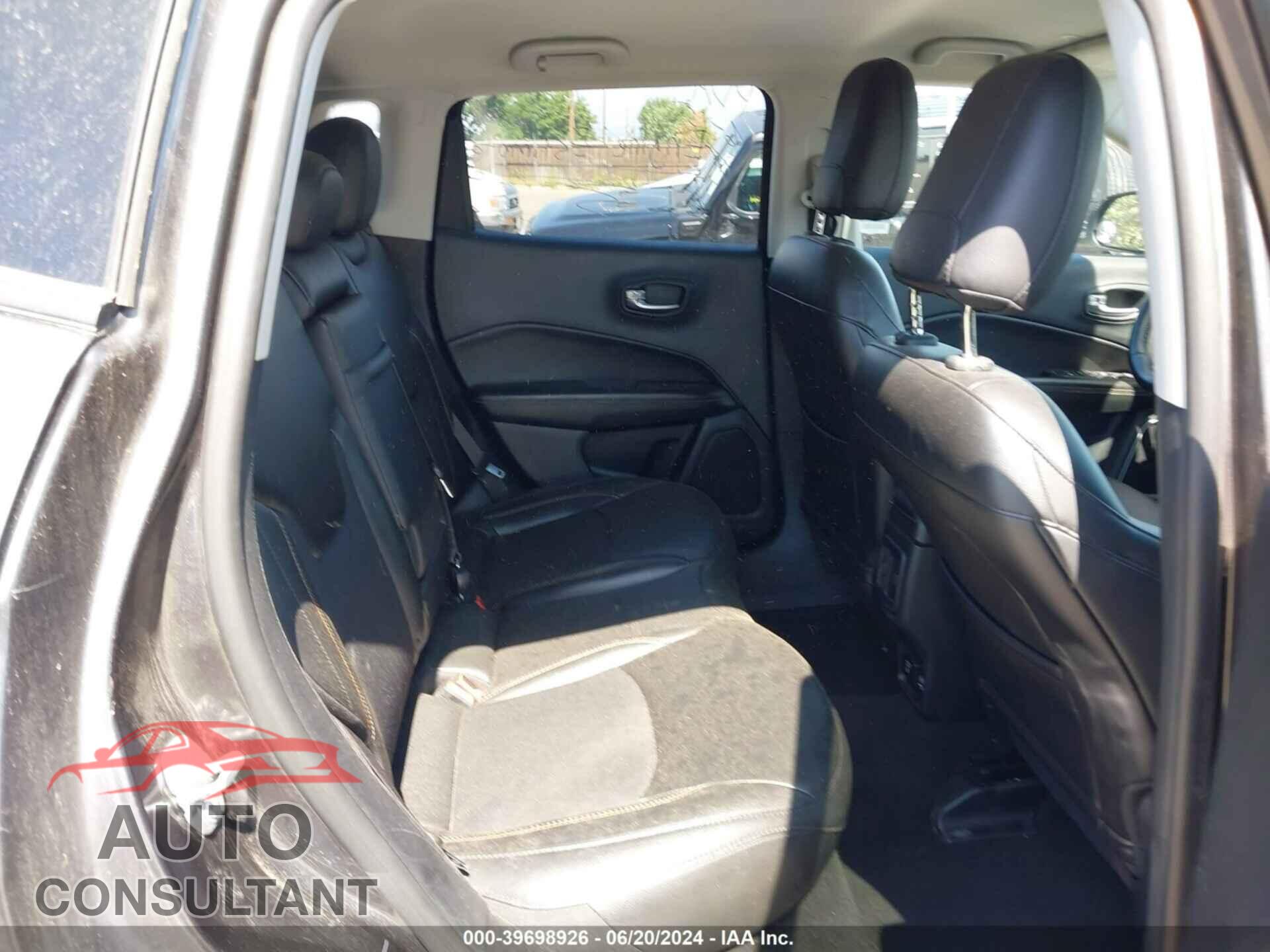 JEEP COMPASS 2019 - 3C4NJDBB8KT647986