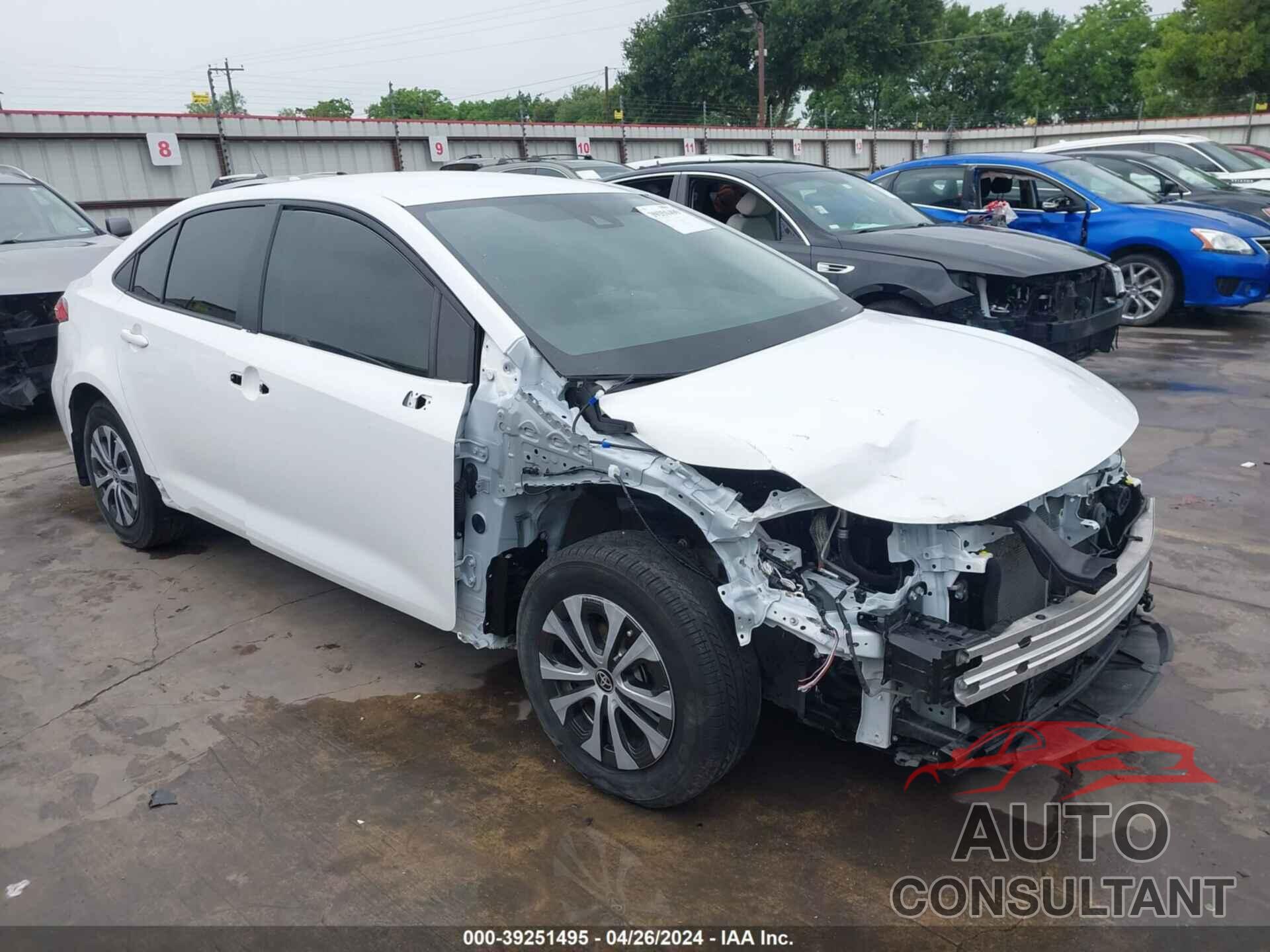 TOYOTA COROLLA 2022 - JTDEAMDE1N3013006