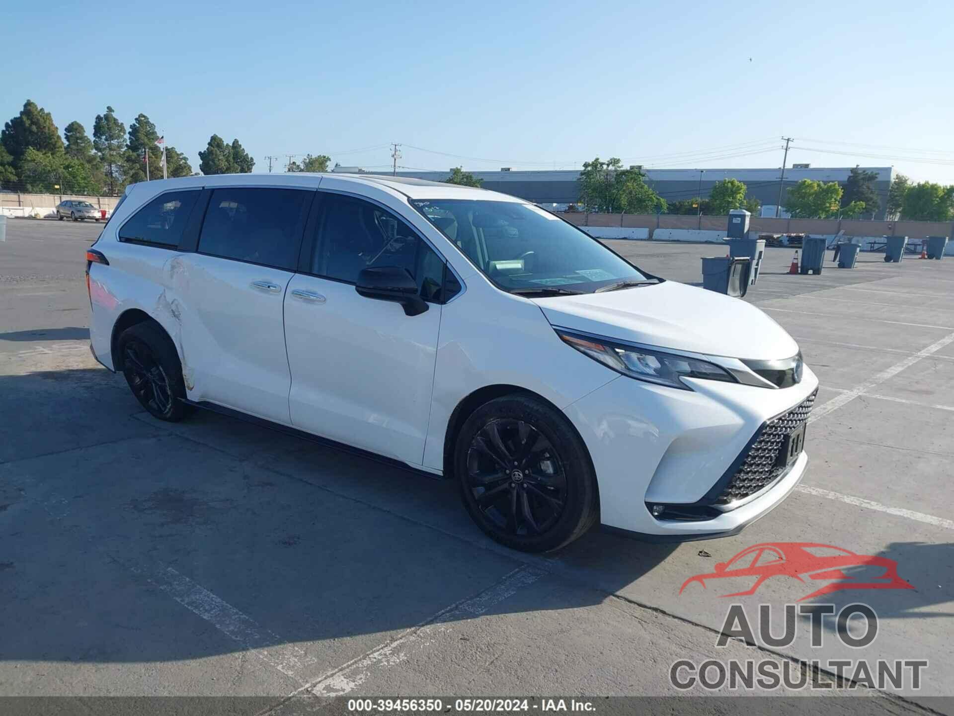 TOYOTA SIENNA 2022 - 5TDXRKEC1NS125130