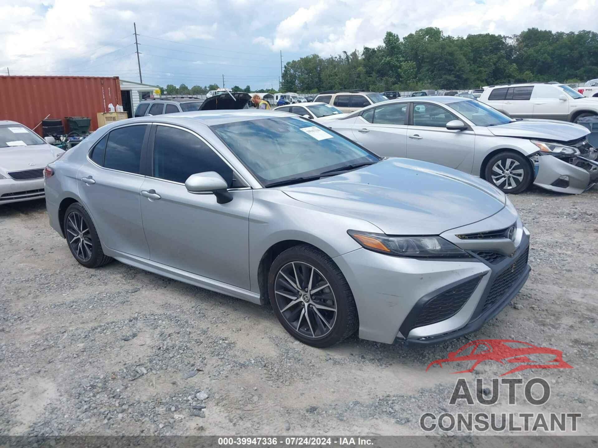 TOYOTA CAMRY 2021 - 4T1T11AK5MU516543