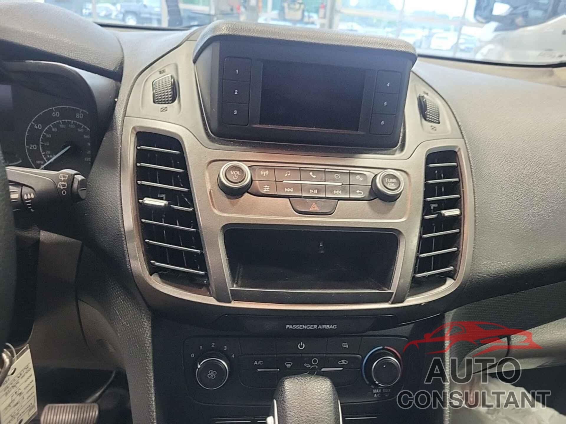 FORD TRANSIT CONNECT 2019 - NM0LS7E26K1392230