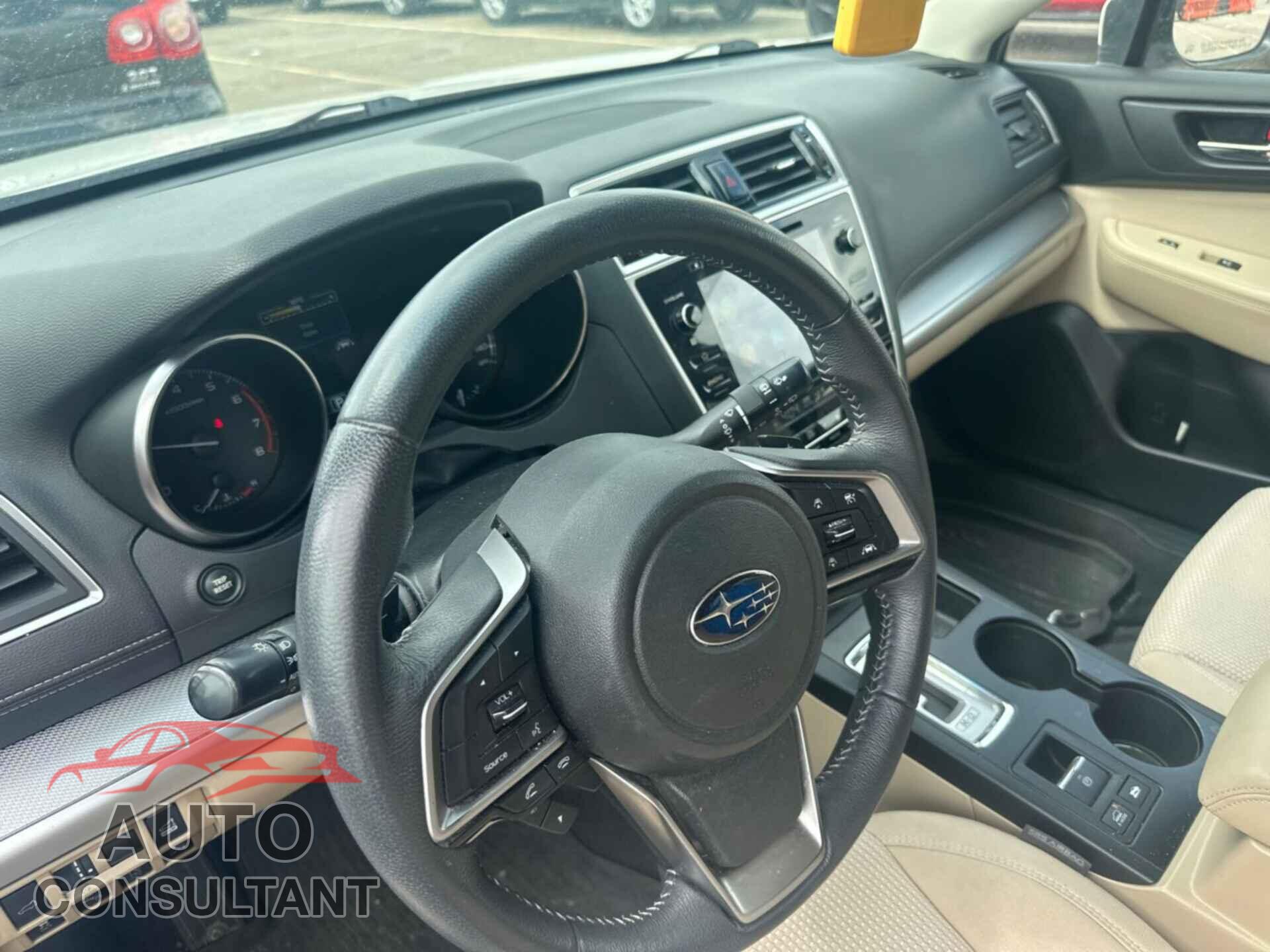 SUBARU OUTBACK 2019 - 4S4BSAFC9K3316911