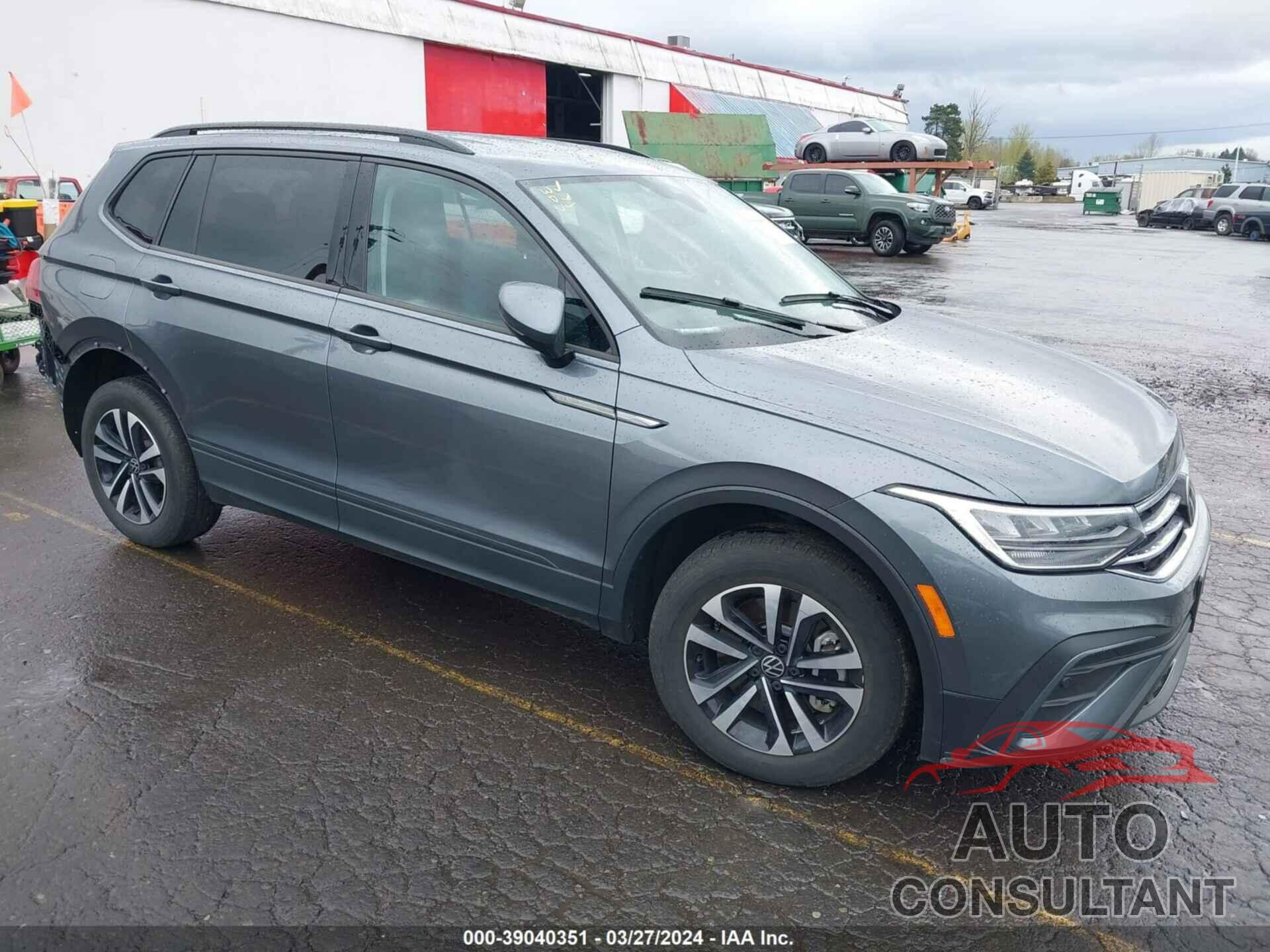 VOLKSWAGEN TIGUAN 2022 - 3VV0B7AX4NM028808