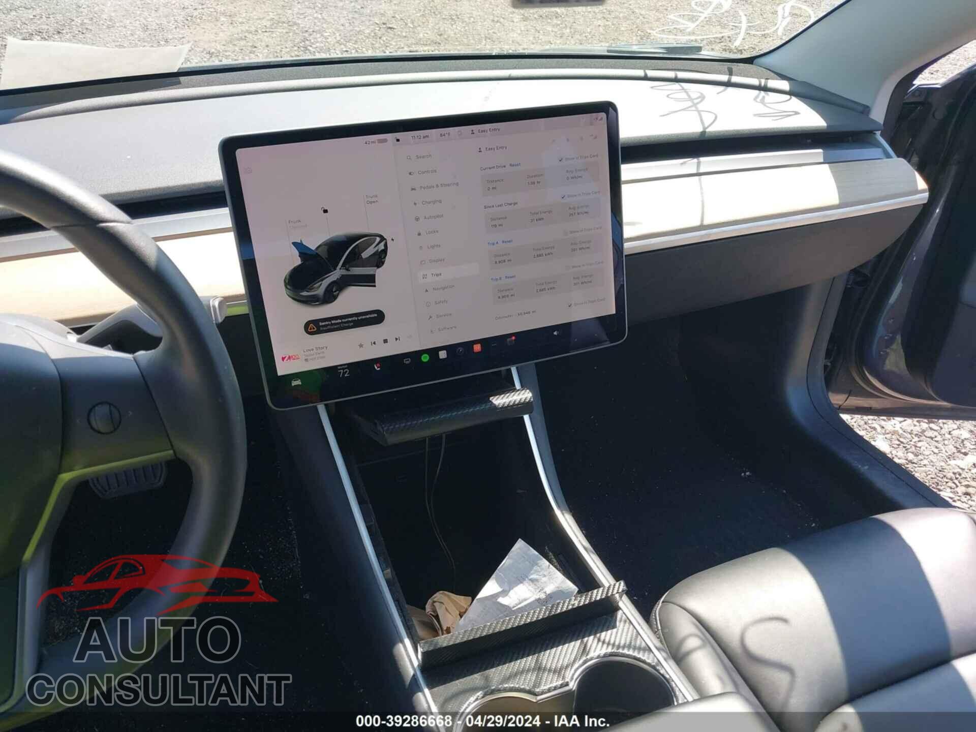 TESLA MODEL 3 2019 - 5YJ3E1EB6KF453087