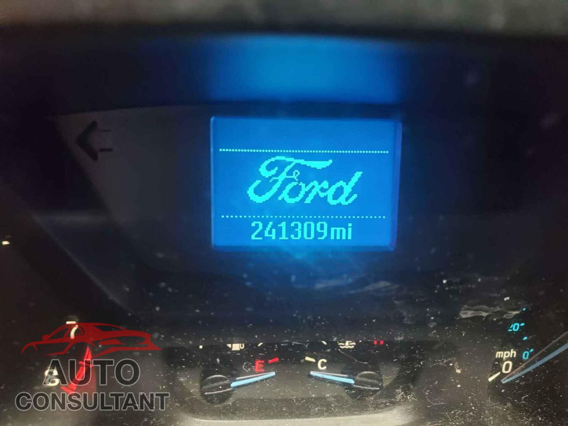 FORD TRANSIT 2016 - 1FTYR1ZM2GKA94417