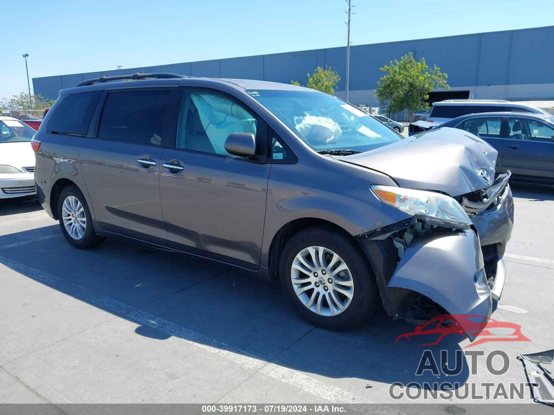 TOYOTA SIENNA 2016 - 5TDYK3DC5GS718539