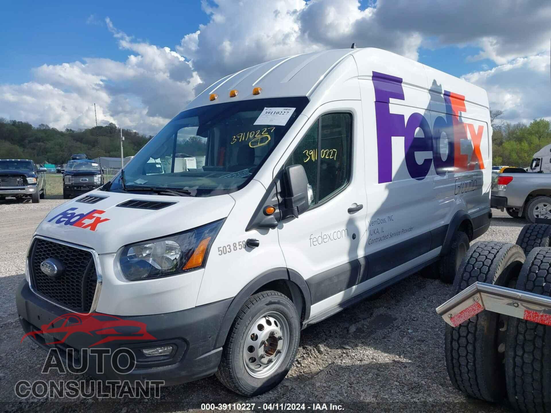 FORD TRANSIT-350 CARGO VAN 2022 - 1FTRU8UG6NKA38121
