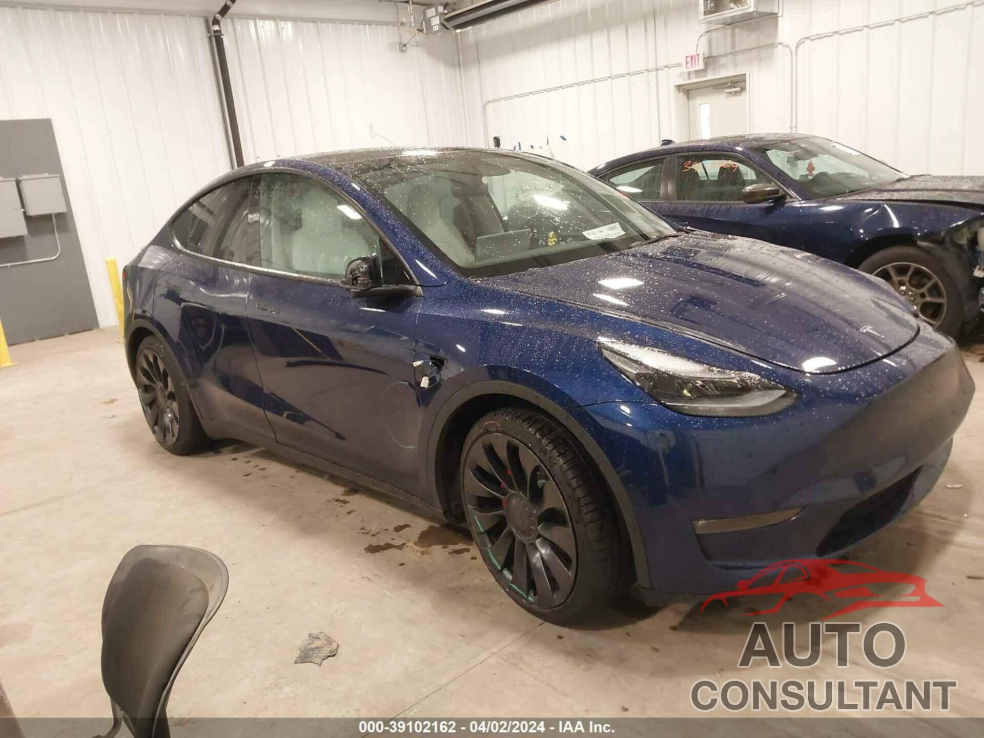 TESLA MODEL Y 2022 - 7SAYGDEF8NF543773