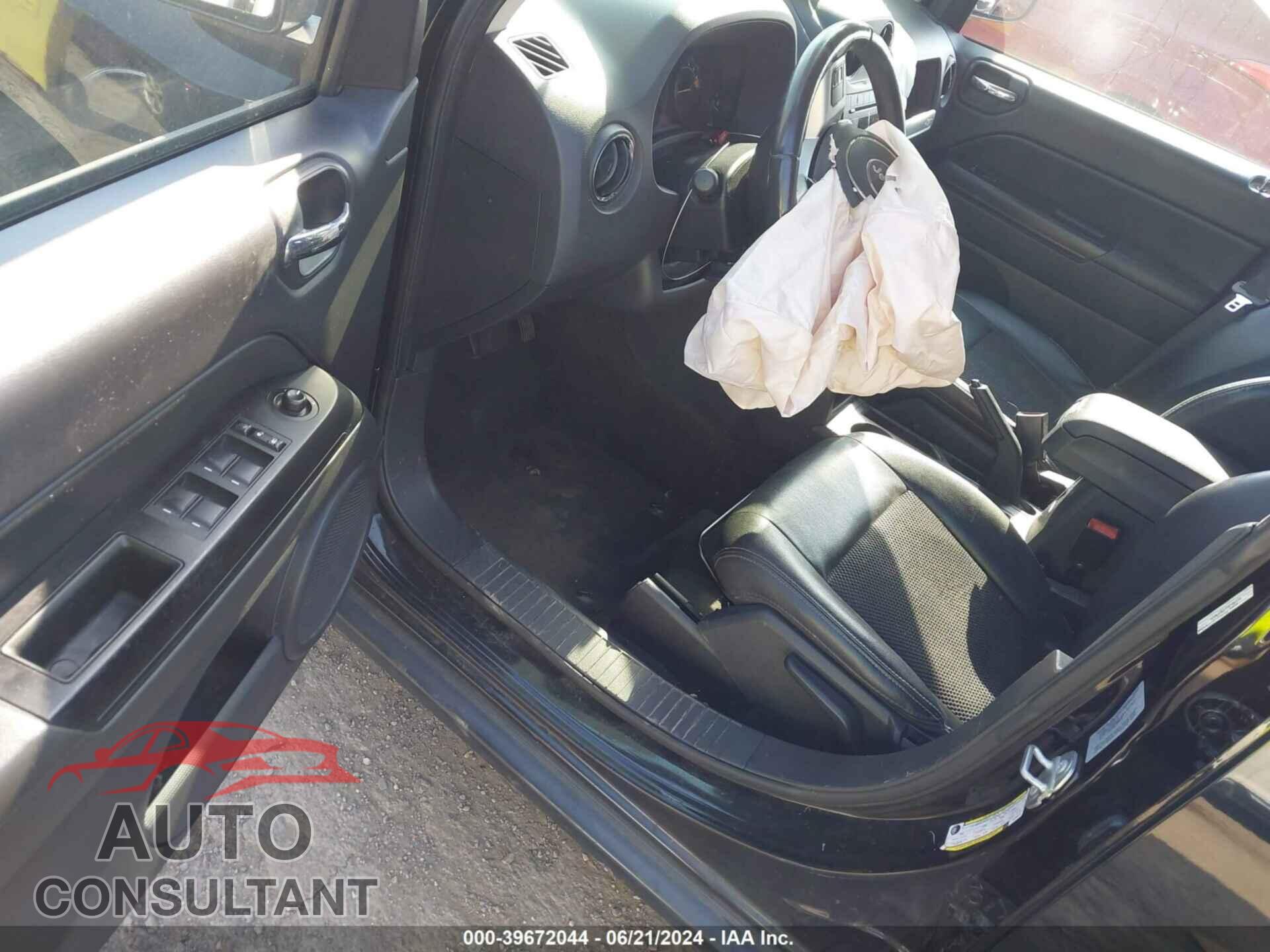 JEEP COMPASS 2017 - 1C4NJCBA1HD156174
