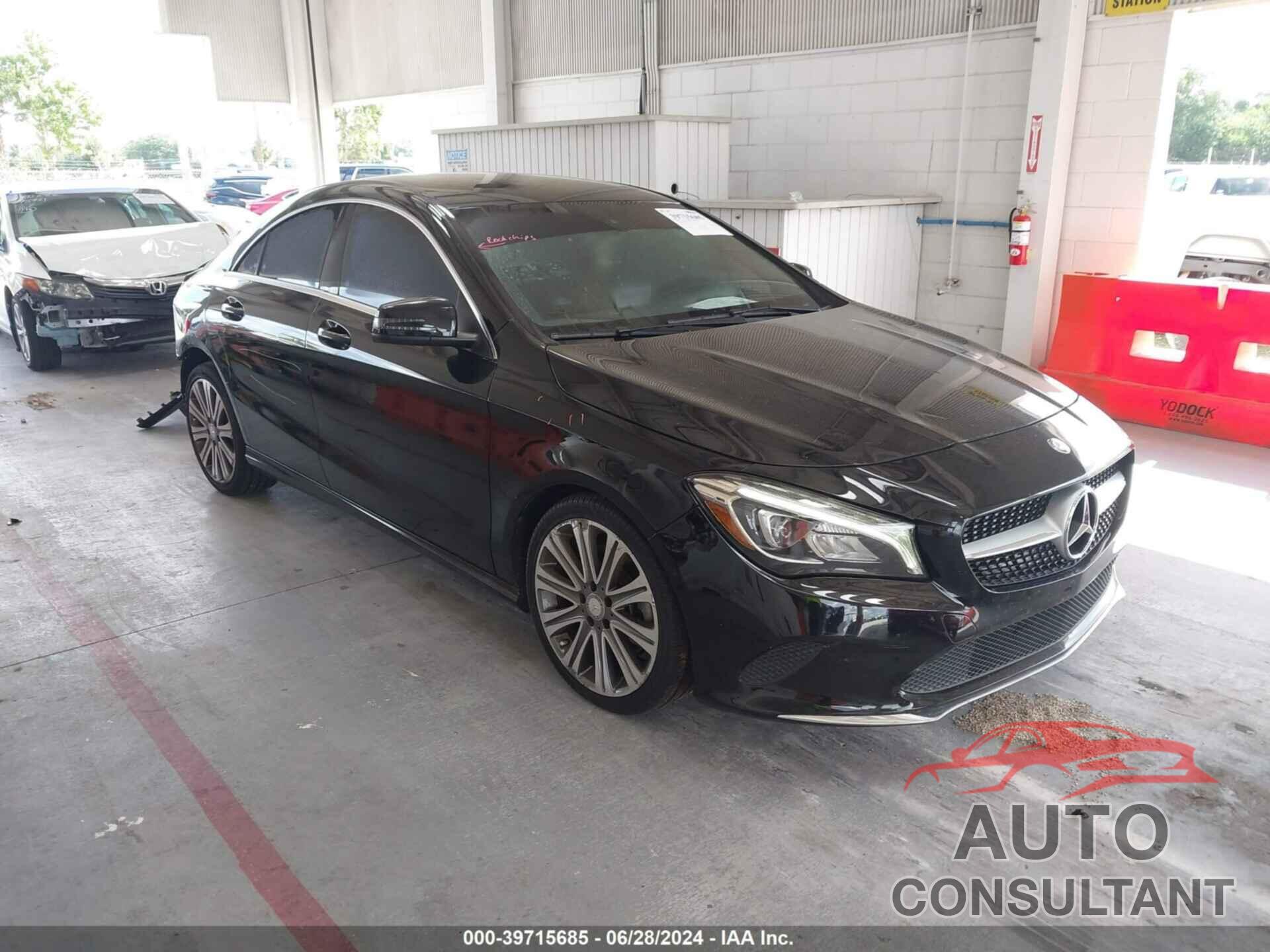 MERCEDES-BENZ CLA 250 2017 - WDDSJ4EB7HN465936