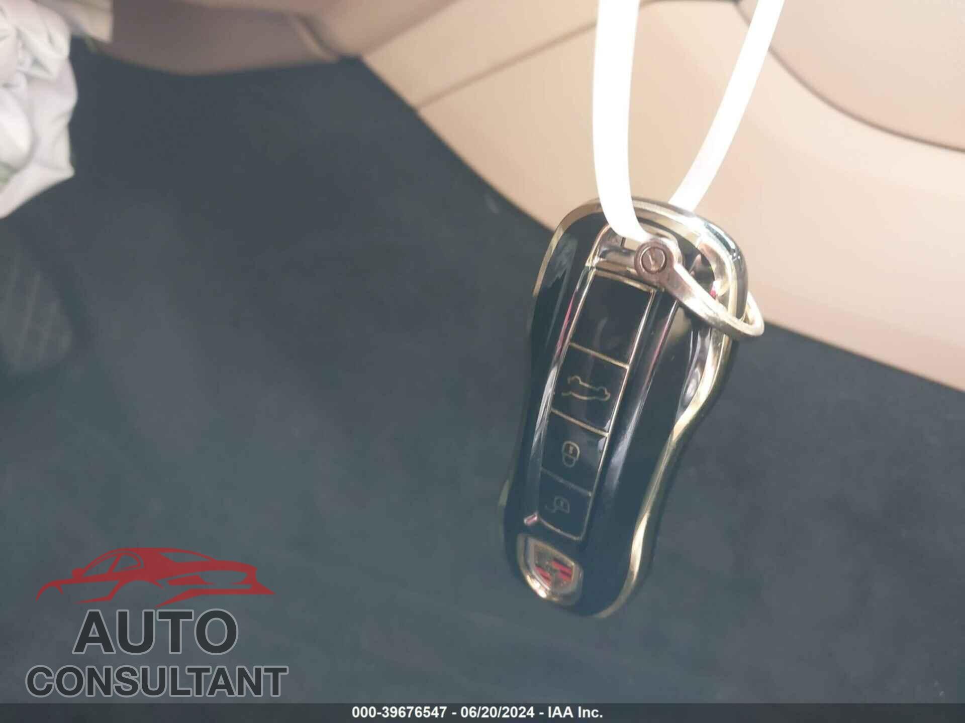 PORSCHE CAYENNE 2020 - WP1AA2AY8LDA03452