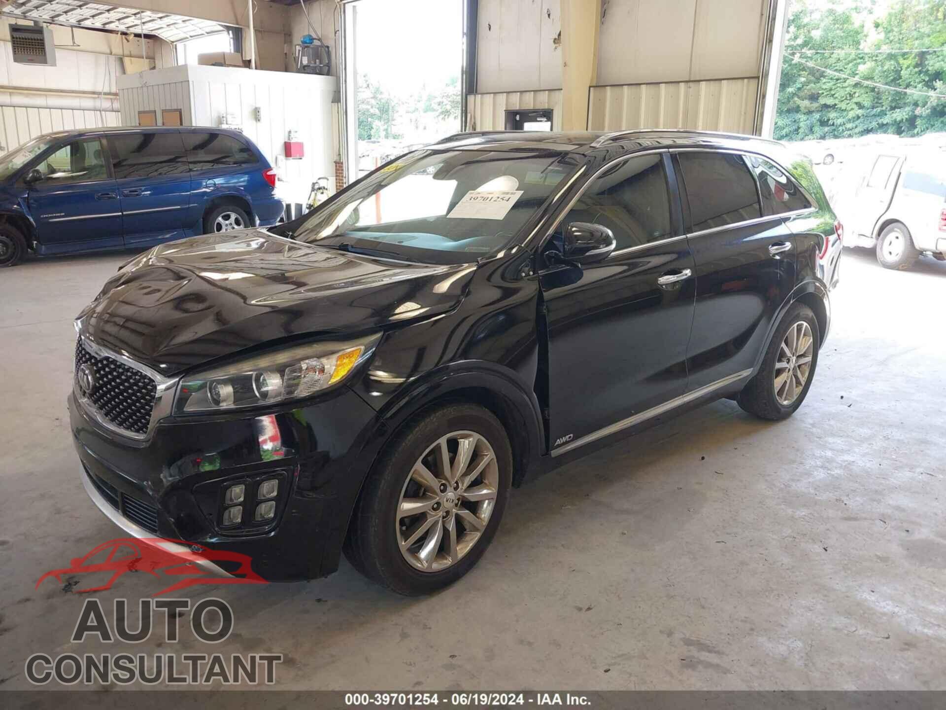 KIA SORENTO 2016 - 5XYPKDA53GG001108