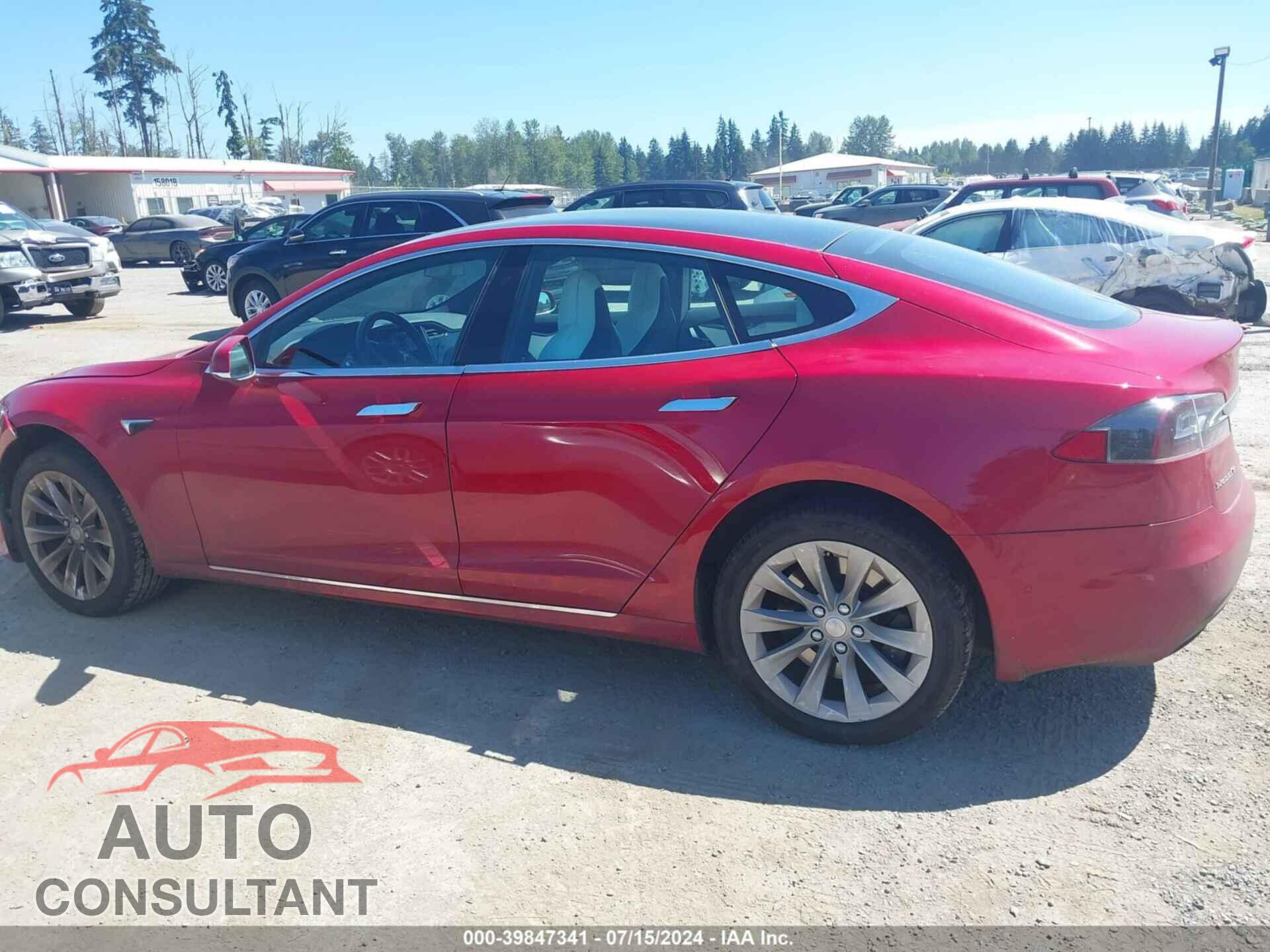 TESLA MODEL S 2018 - 5YJSA1E29JF262575