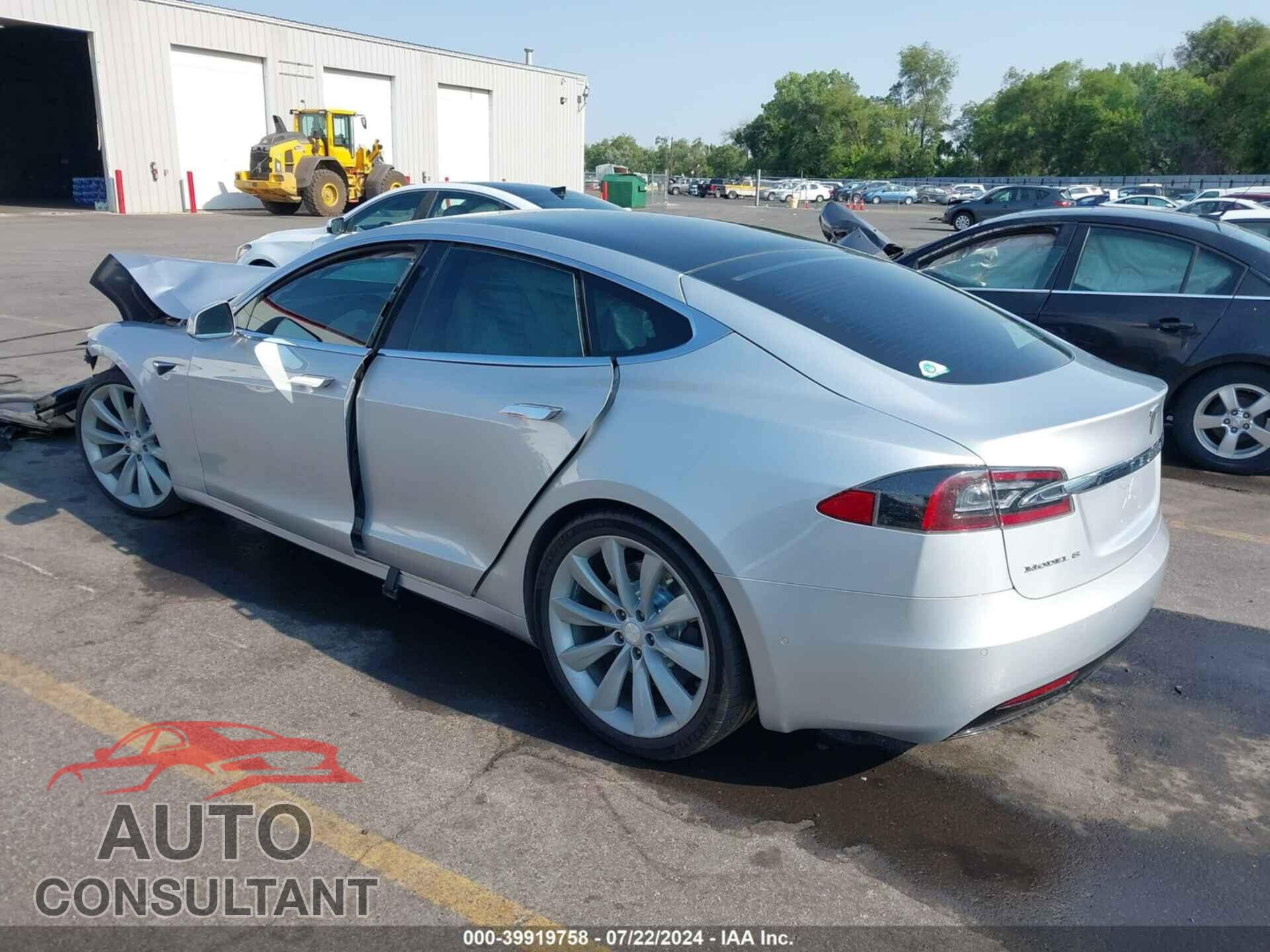 TESLA MODEL S 2018 - 5YJSA1E24JF256795