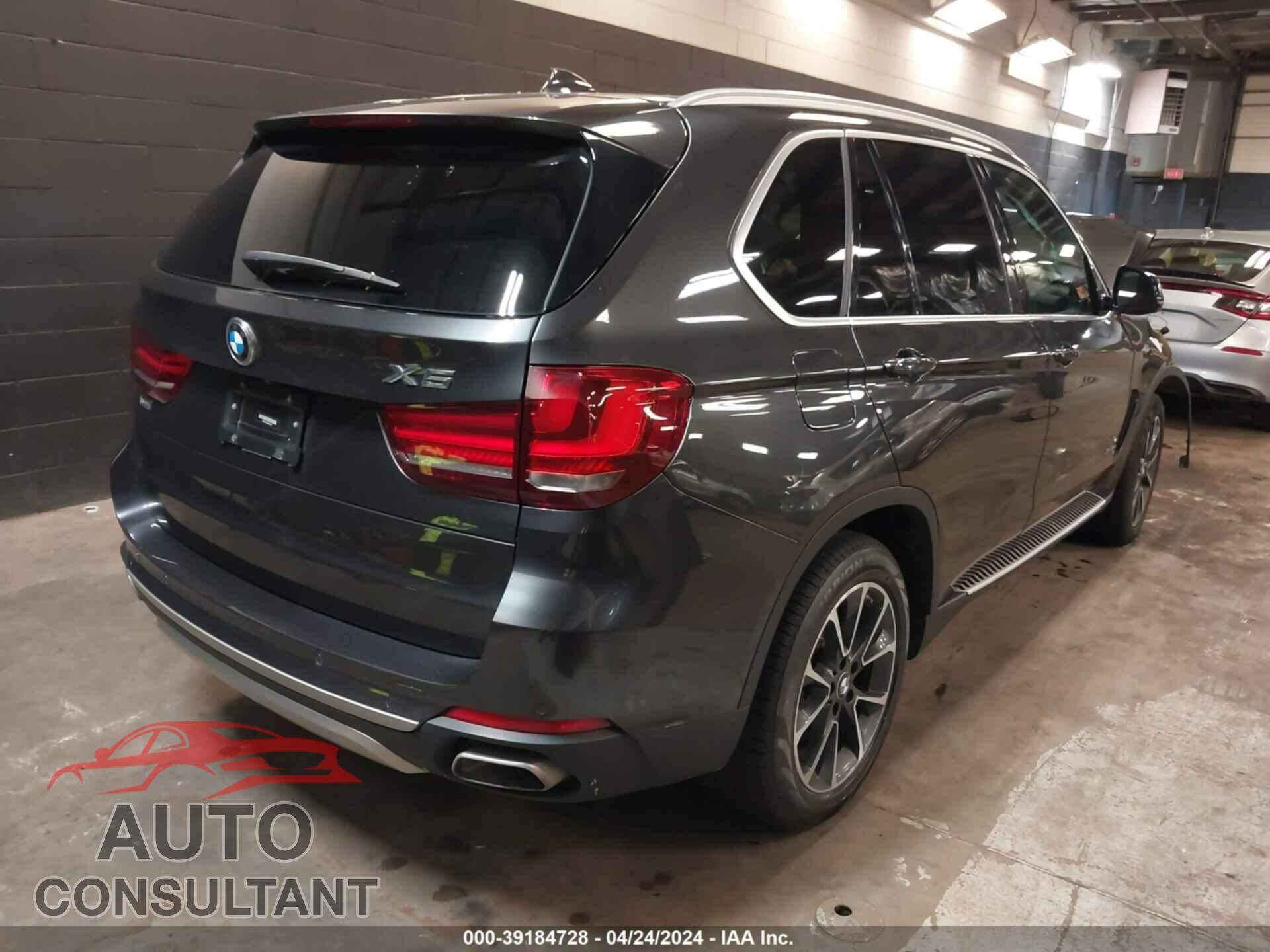 BMW X5 2018 - 5UXKR0C5XJ0Y02027