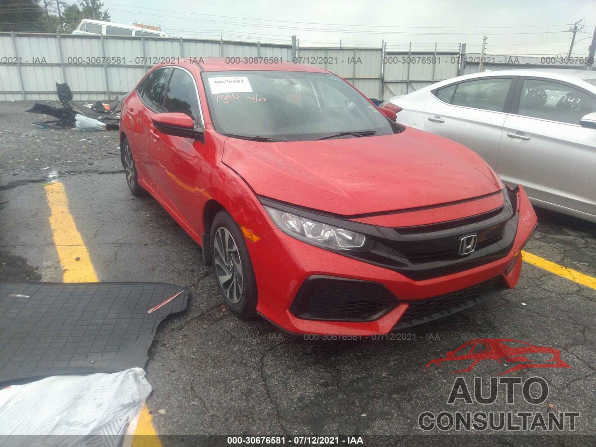 HONDA CIVIC HATCHBACK 2017 - SHHFK7H21HU212484