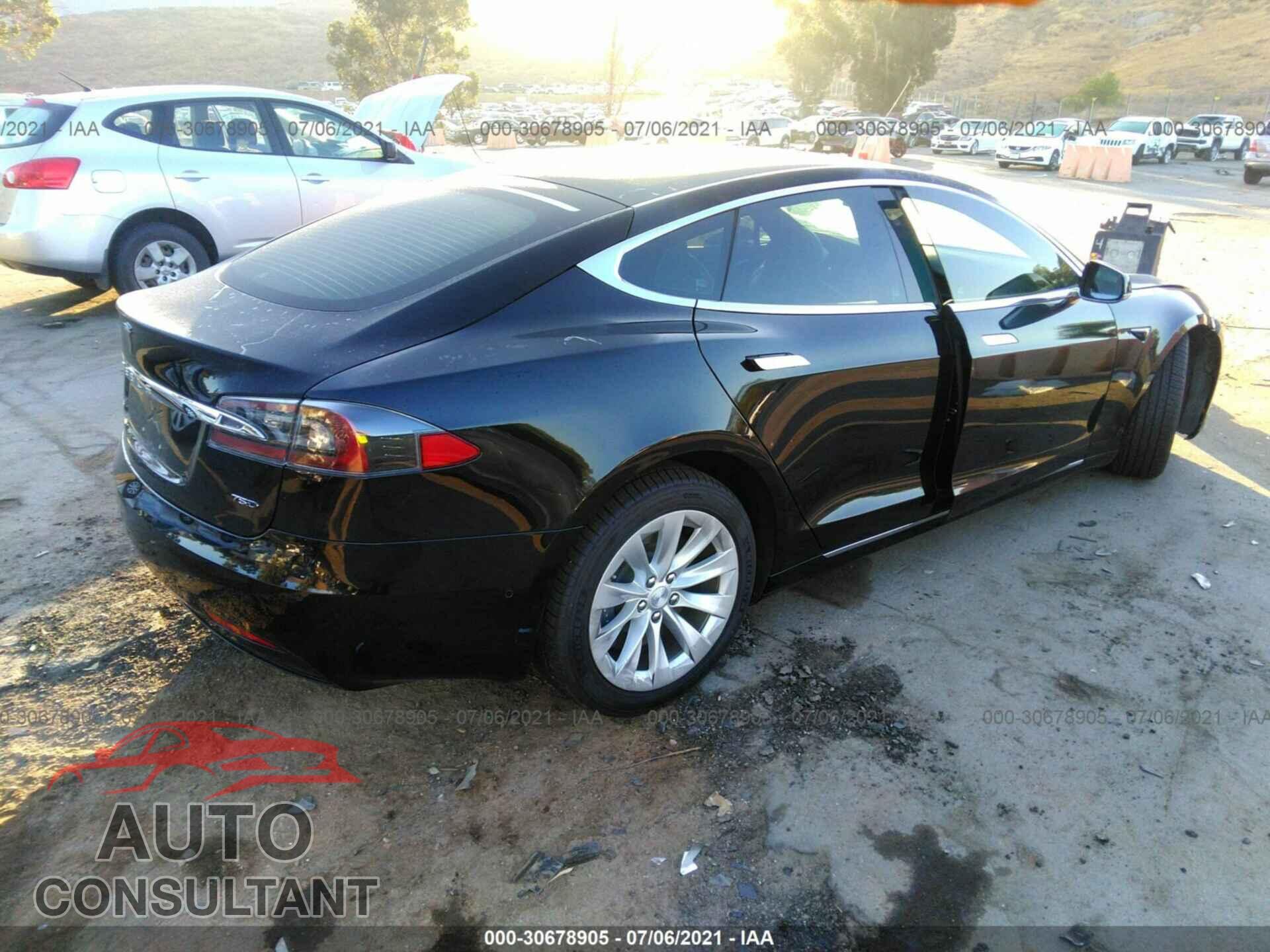 TESLA MODEL S 2018 - 5YJSA1E23JF282725