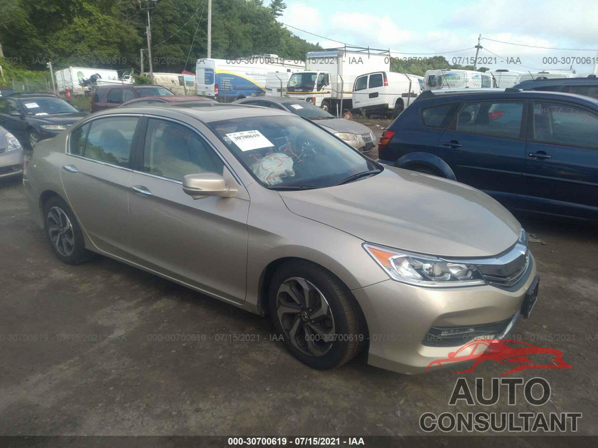 HONDA ACCORD SEDAN 2017 - 1HGCR2F88HA182940