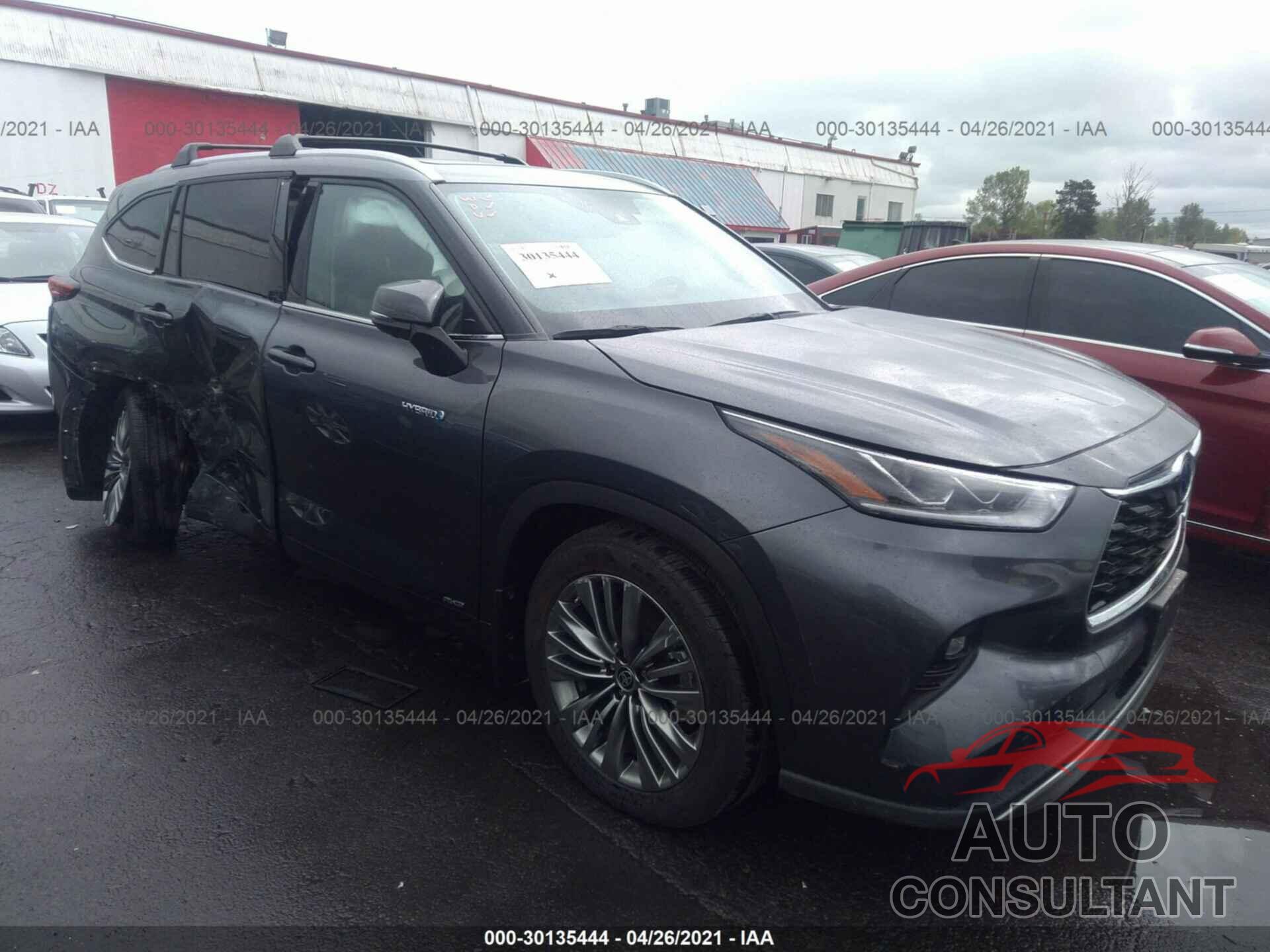 TOYOTA HIGHLANDER 2020 - 5TDEBRCH9LS005561