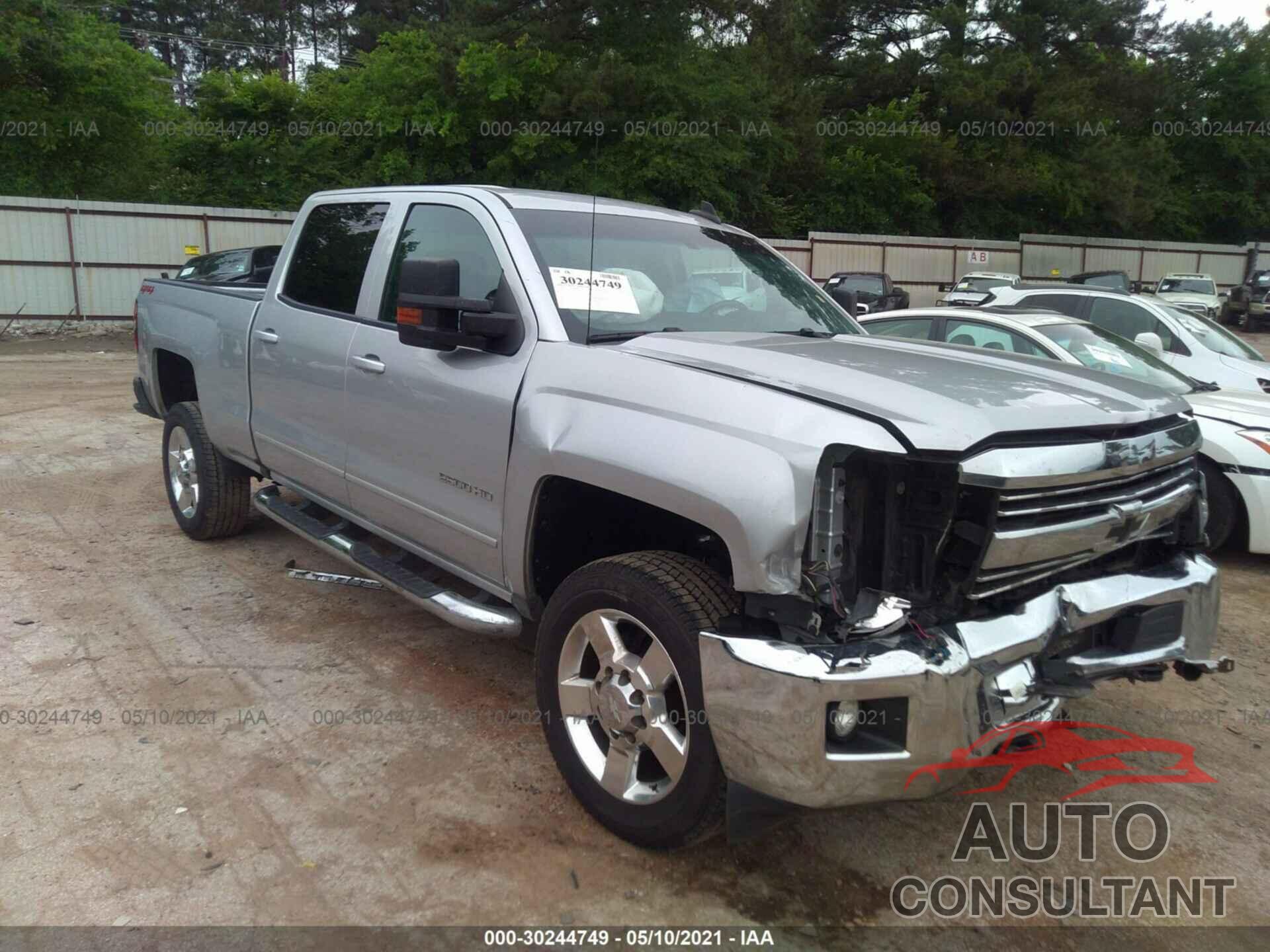 CHEVROLET SILVERADO 2500HD 2018 - 1GC1KVEG8JF158764