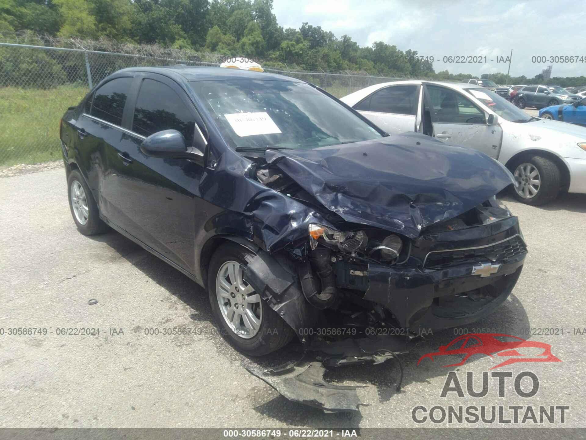 CHEVROLET SONIC 2016 - 1G1JC5SH5G4182270