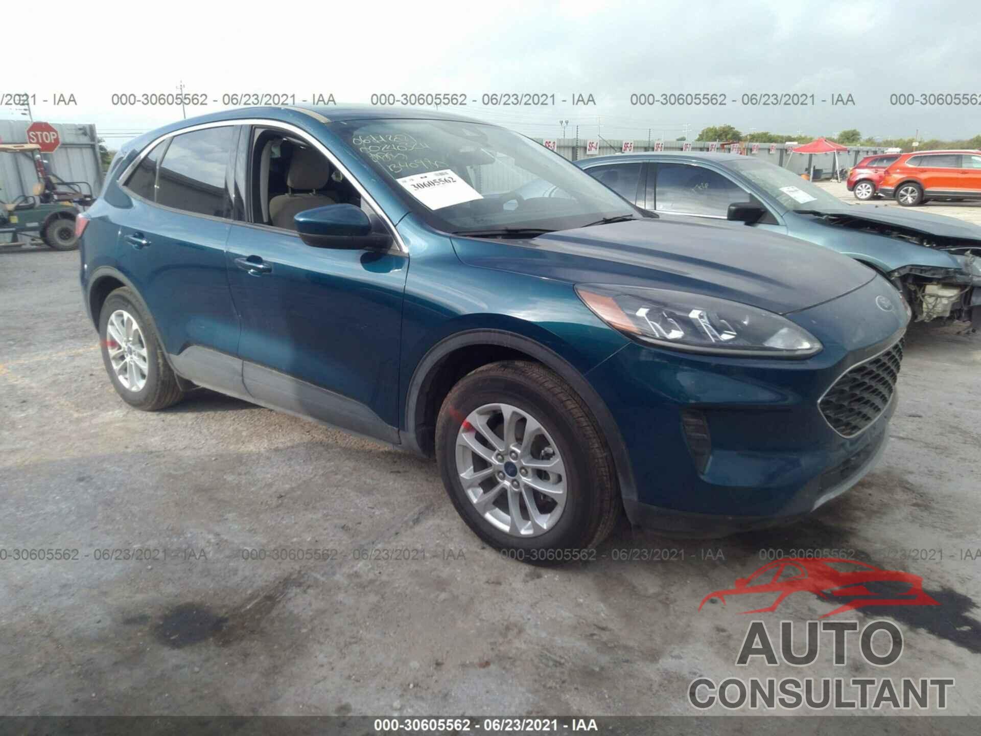 FORD ESCAPE 2020 - 1FMCU0G66LUB40980