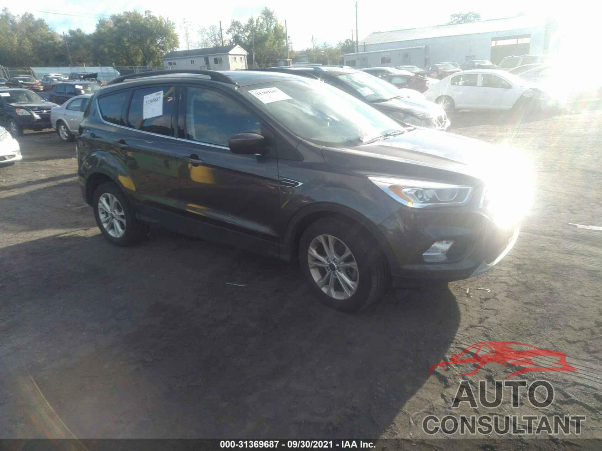 FORD ESCAPE 2018 - 1FMCU9HD0JUD54104