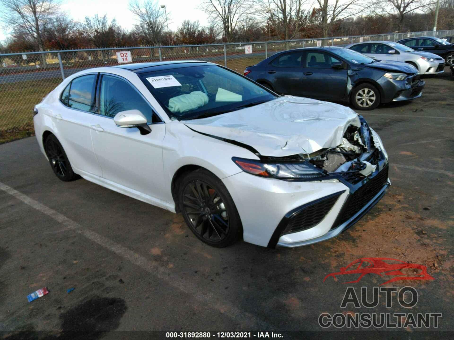 TOYOTA CAMRY 2021 - 4T1K61AK7MU608413