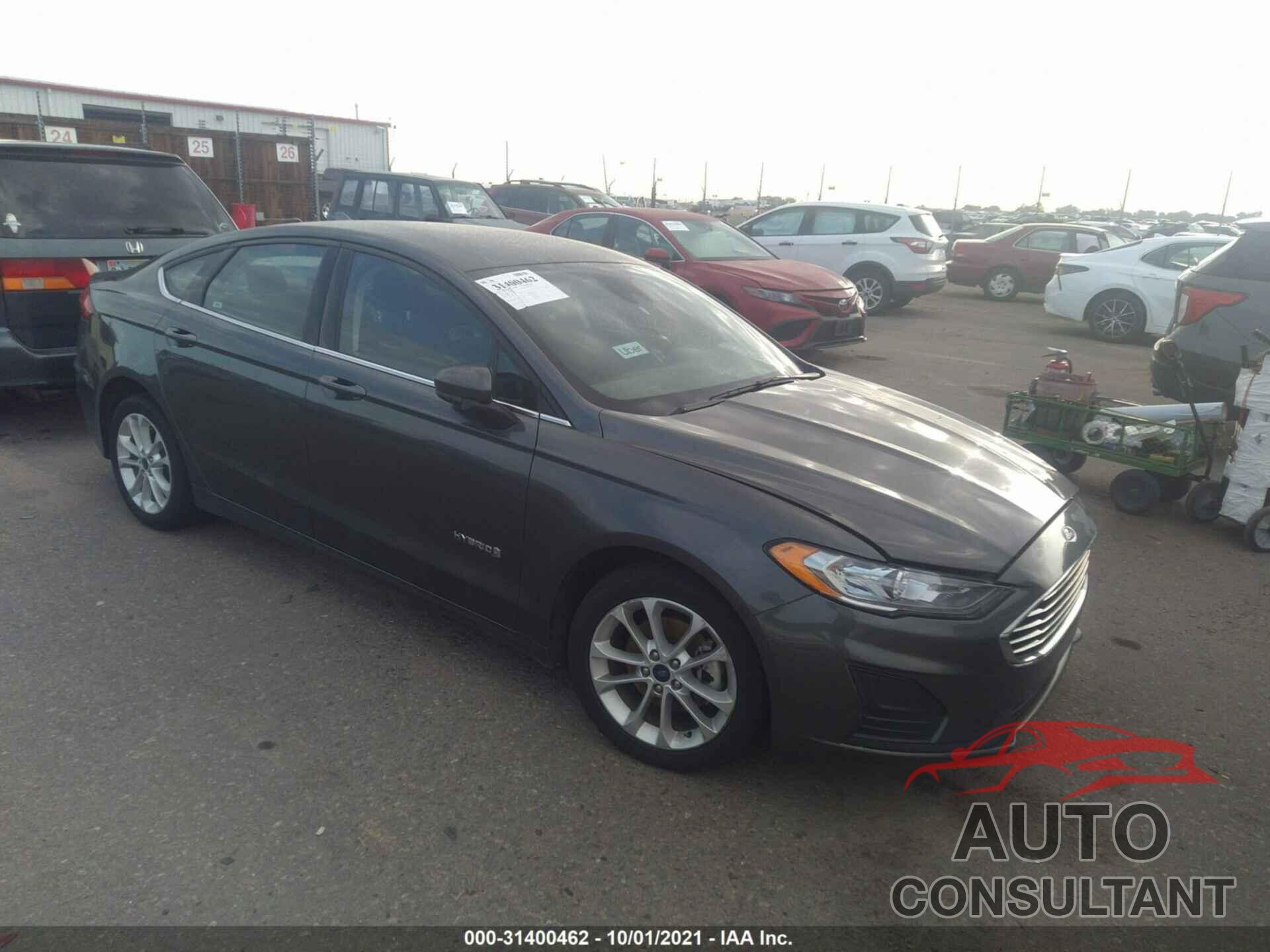 FORD FUSION HYBRID 2019 - 3FA6P0LUXKR256675