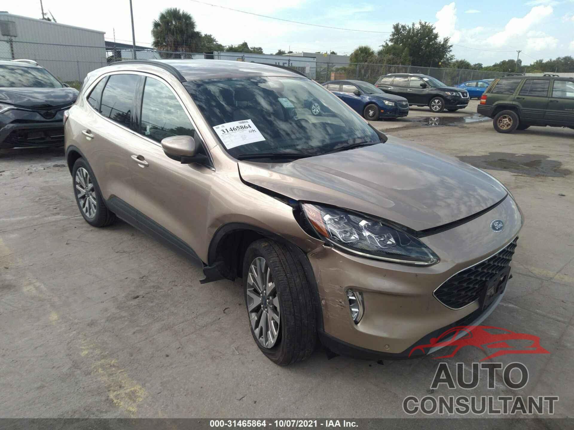 FORD ESCAPE 2020 - 1FMCU9J92LUB25898