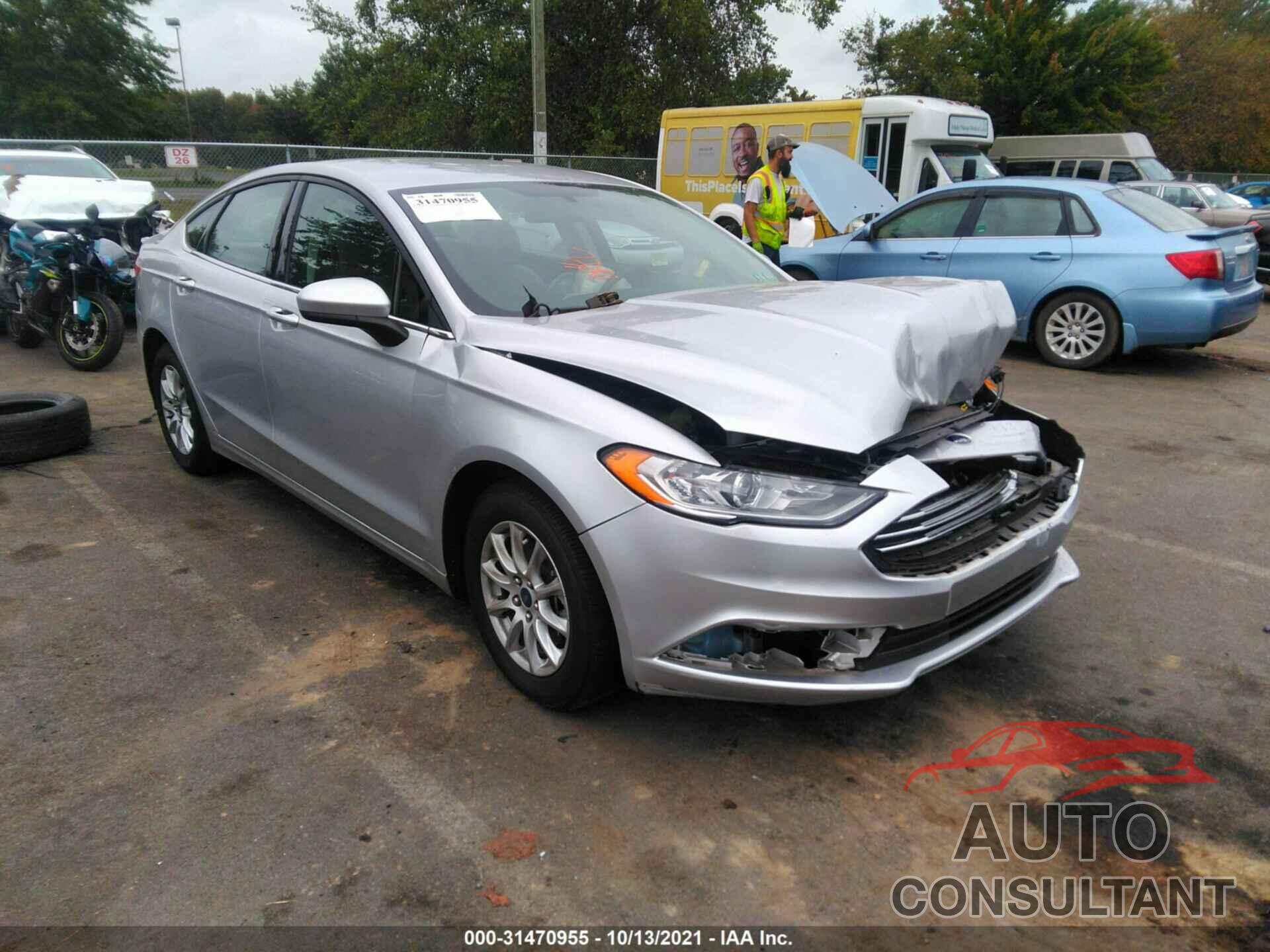 FORD FUSION 2018 - 3FA6P0G71JR257748